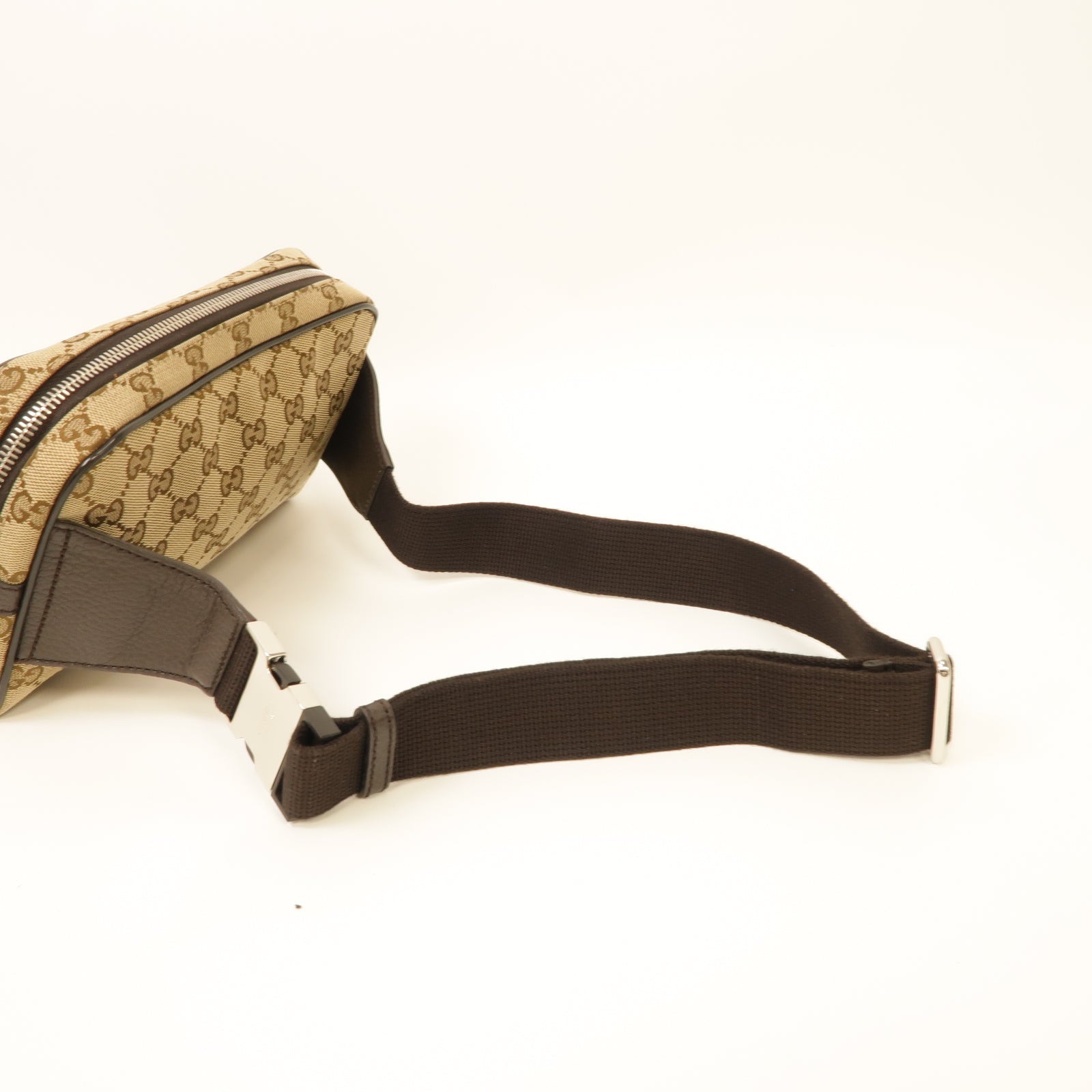 GUCCI 帆布Waist Bag銀扣腰包棕色