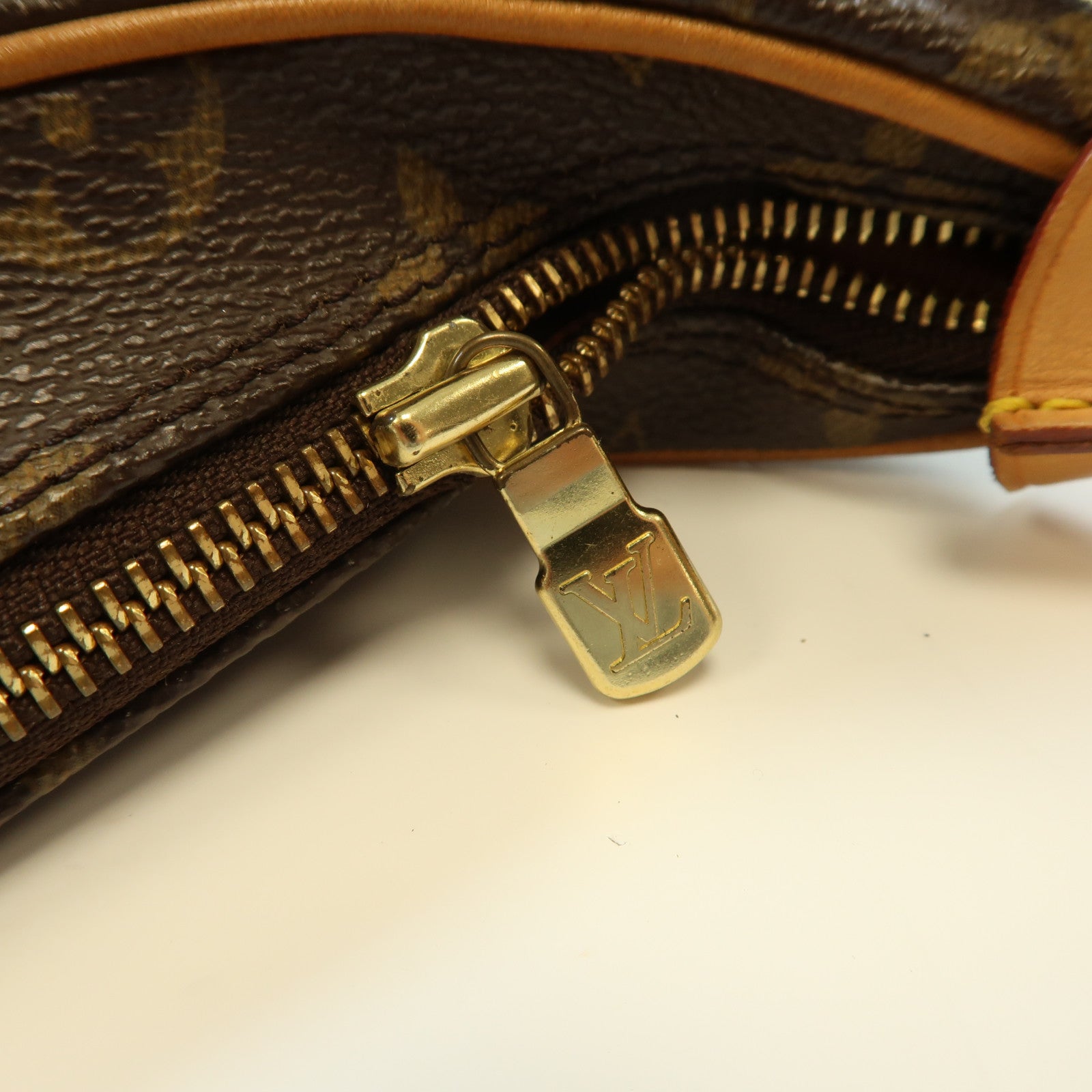 LOUIS VUITTON Monogram Boulogne肩背袋啡色