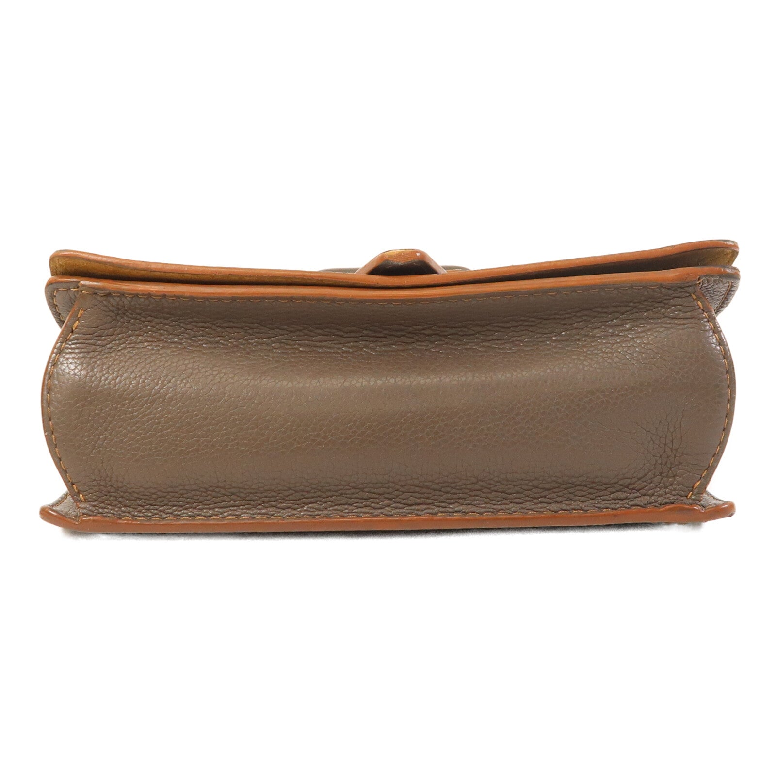 LOEWE 牛皮皮革Barcelona Medium金扣肩背袋