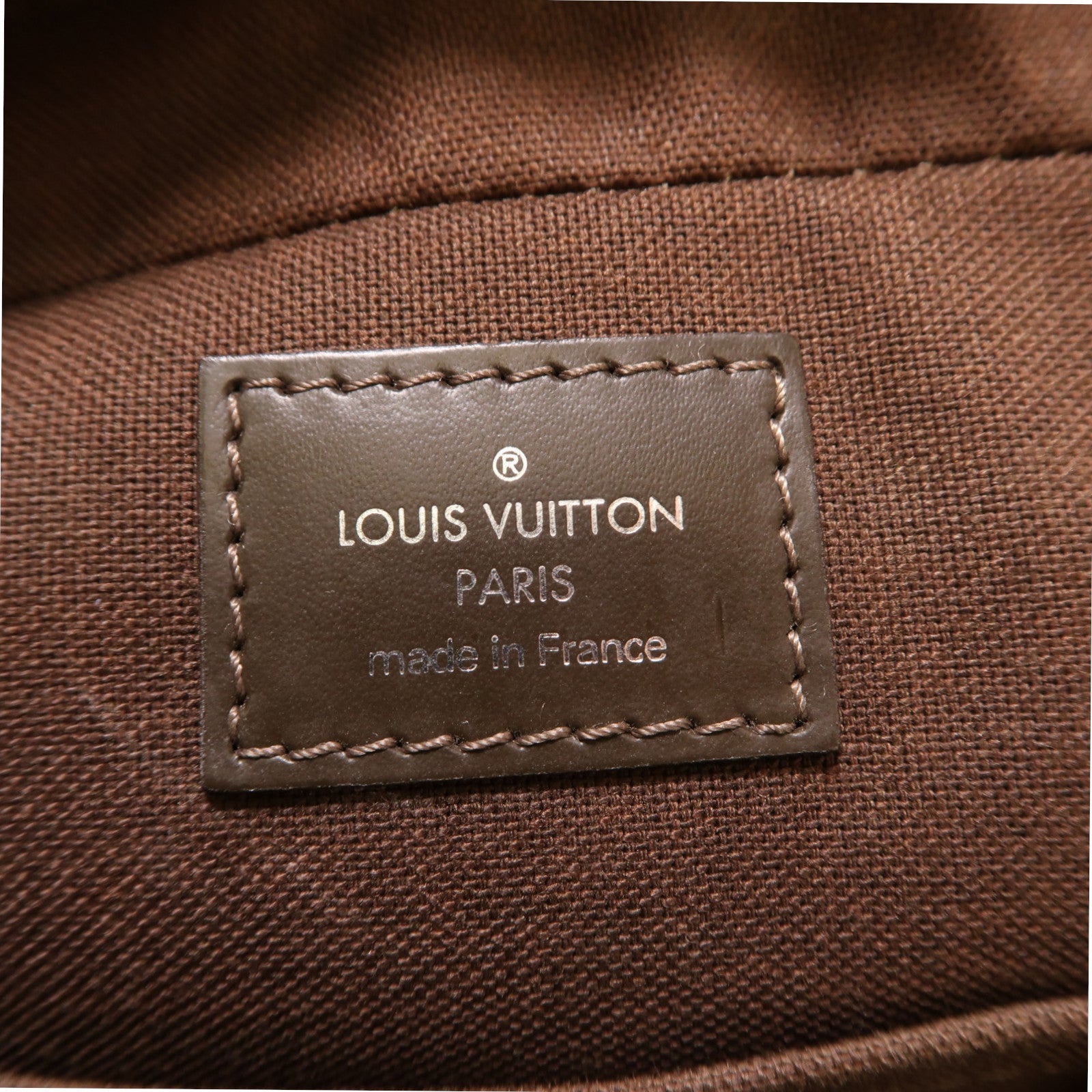 LOUIS VUITTON Taiga/帆布Beluga銀扣肩背袋棕色/綠色