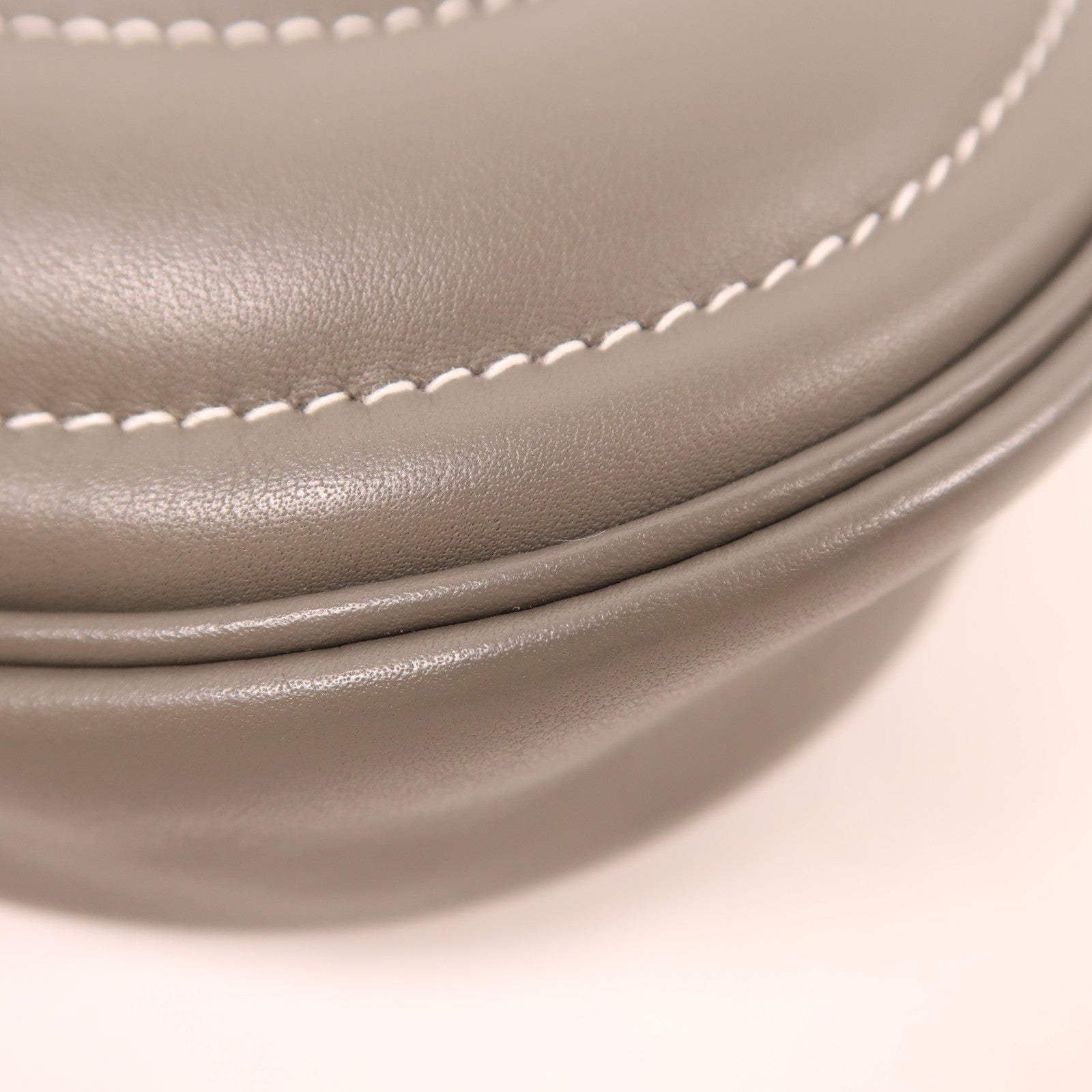 HERMES Swift皮革In The Loop Belt Bag銀扣腰包Etain