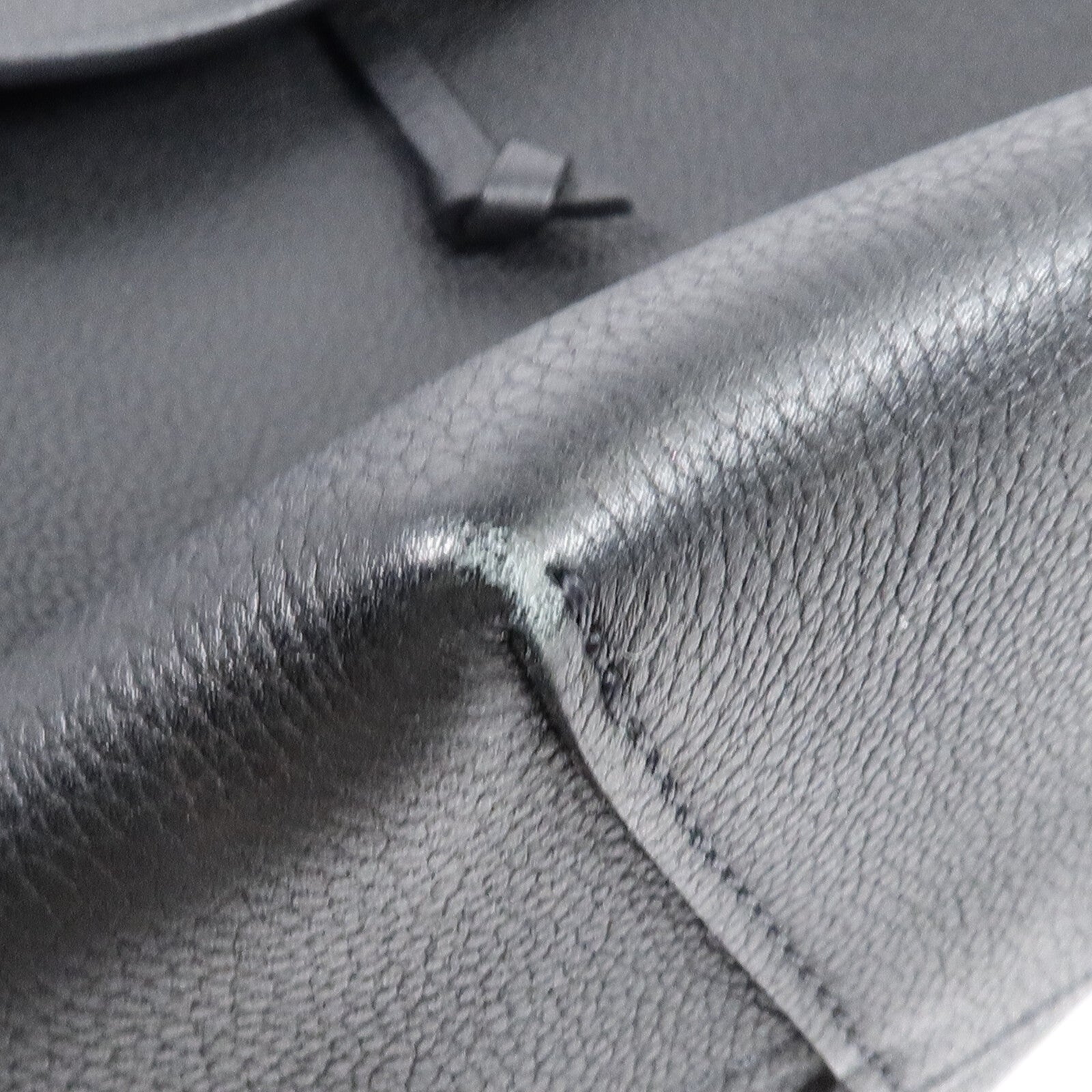 LOUIS VUITTON 牛皮皮革Lock Me Backpack背包