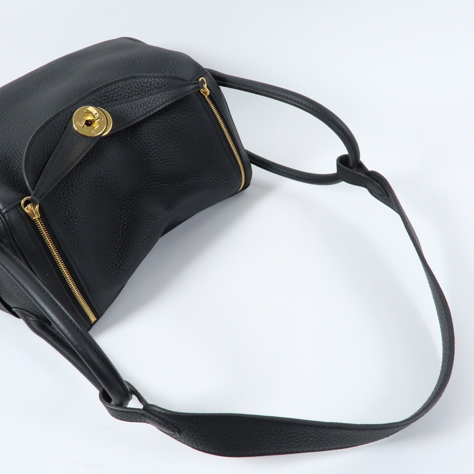 HERMES Clemence皮革Lindy 26金扣手挽肩背兩用袋Noir