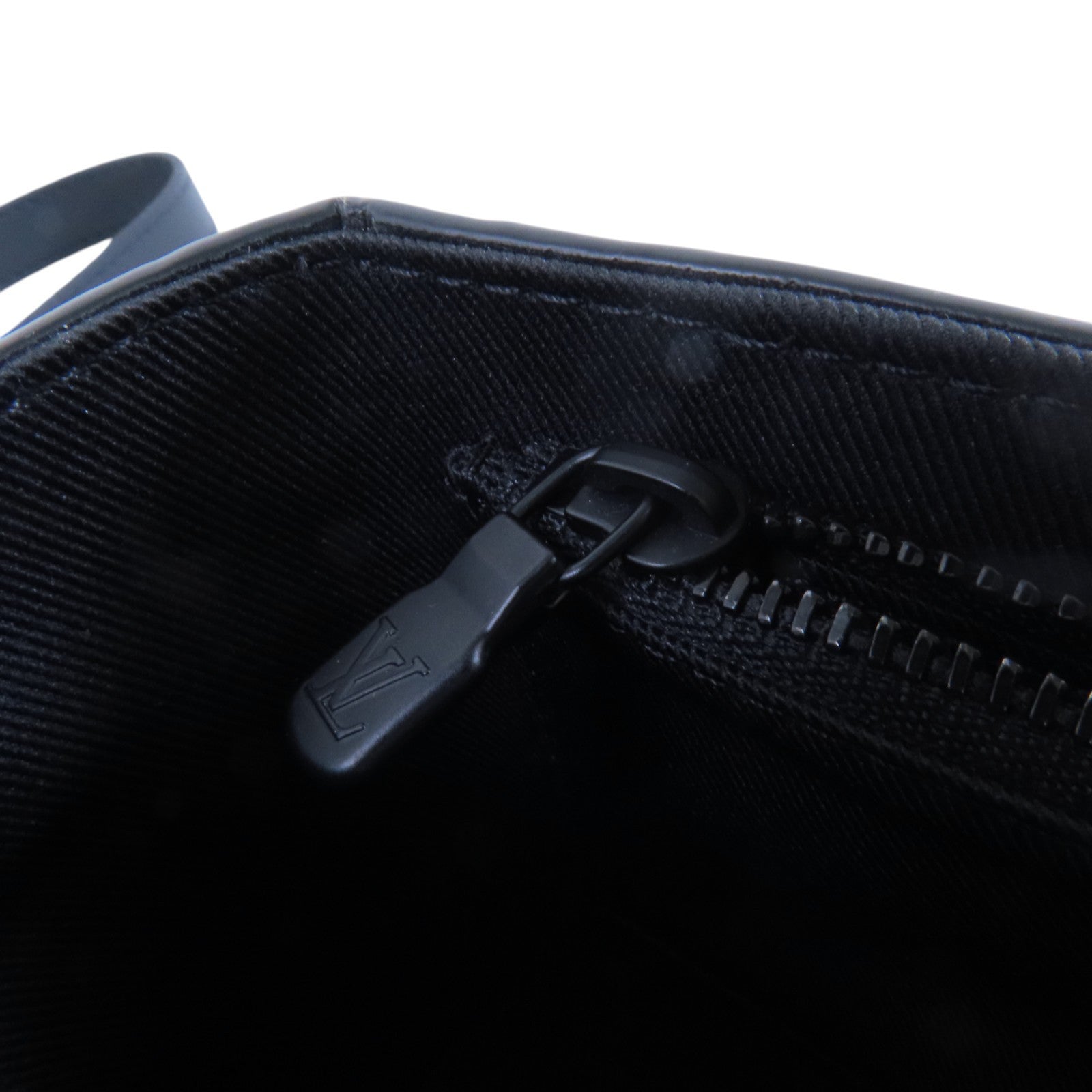 LOUIS VUITTON Monogram Taurillon Steamer肩背袋