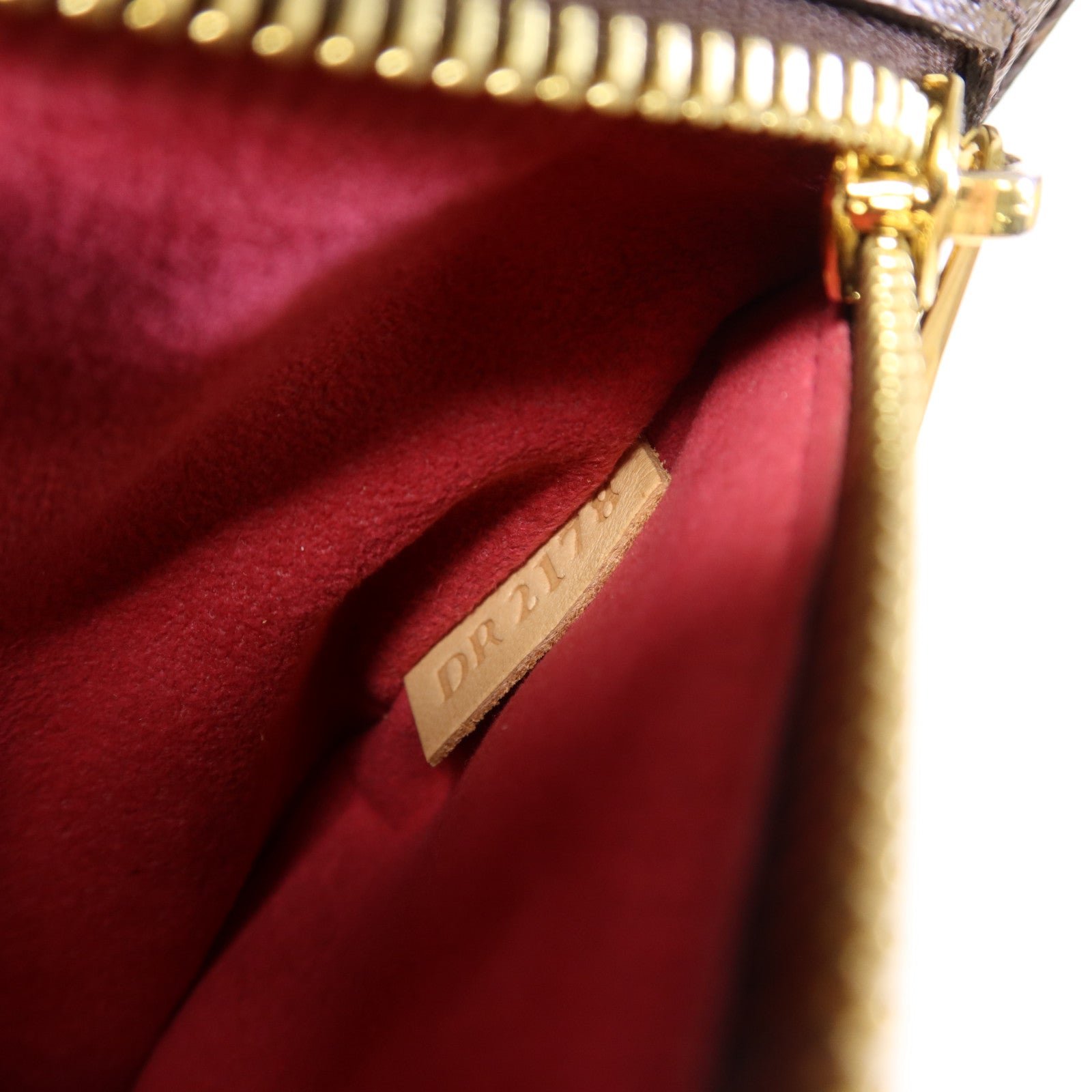 LOUIS VUITTON Monogram Patches Pochette Metis金扣手挽肩背兩用袋棕色