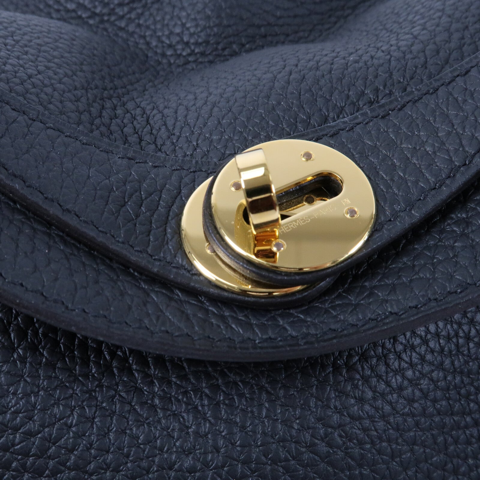 HERMES Clemence皮革Lindy 26金扣手挽肩背兩用袋Noir