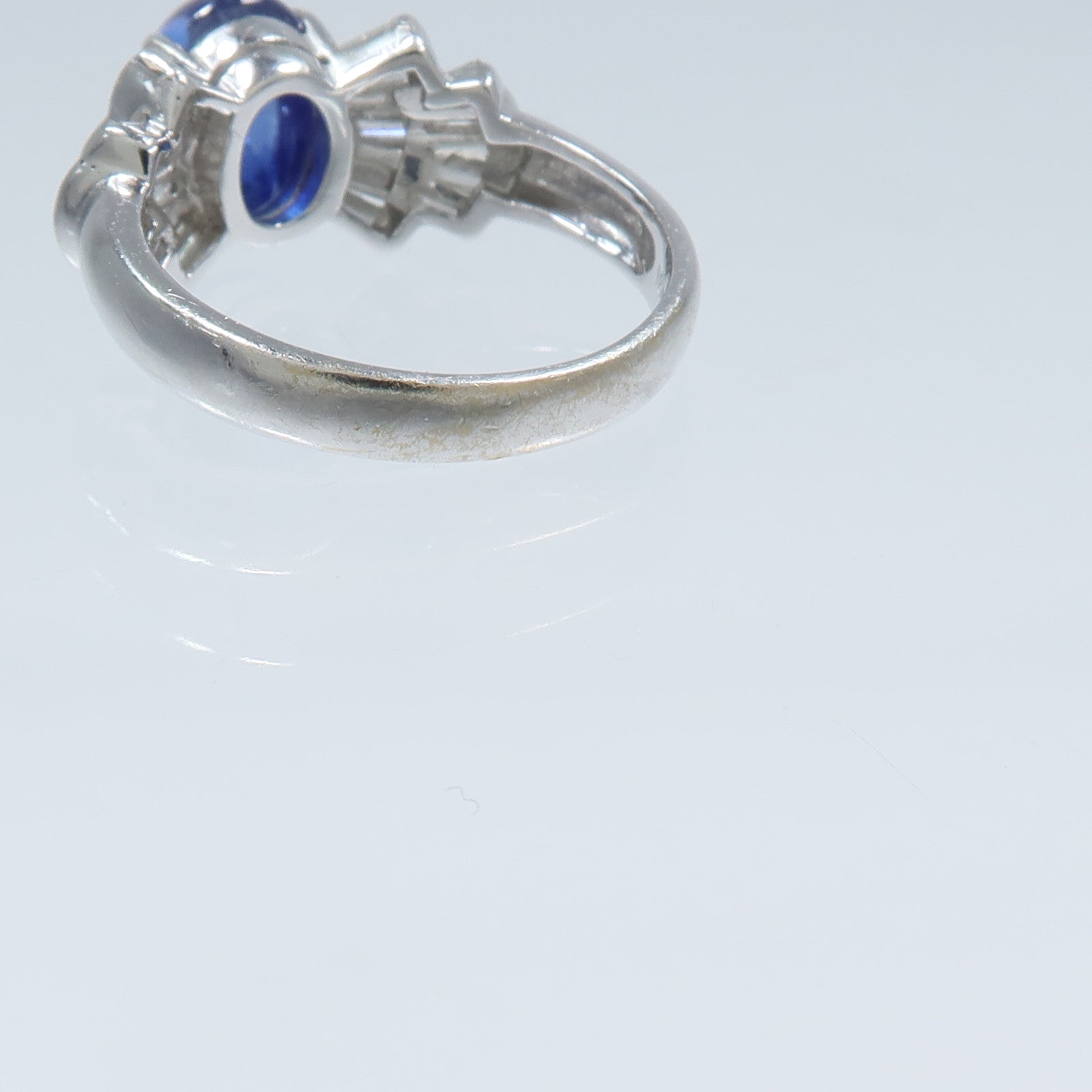 JEWELRY 18K白金Sapphire Diamond Ring藍寶石/鑽石戒指