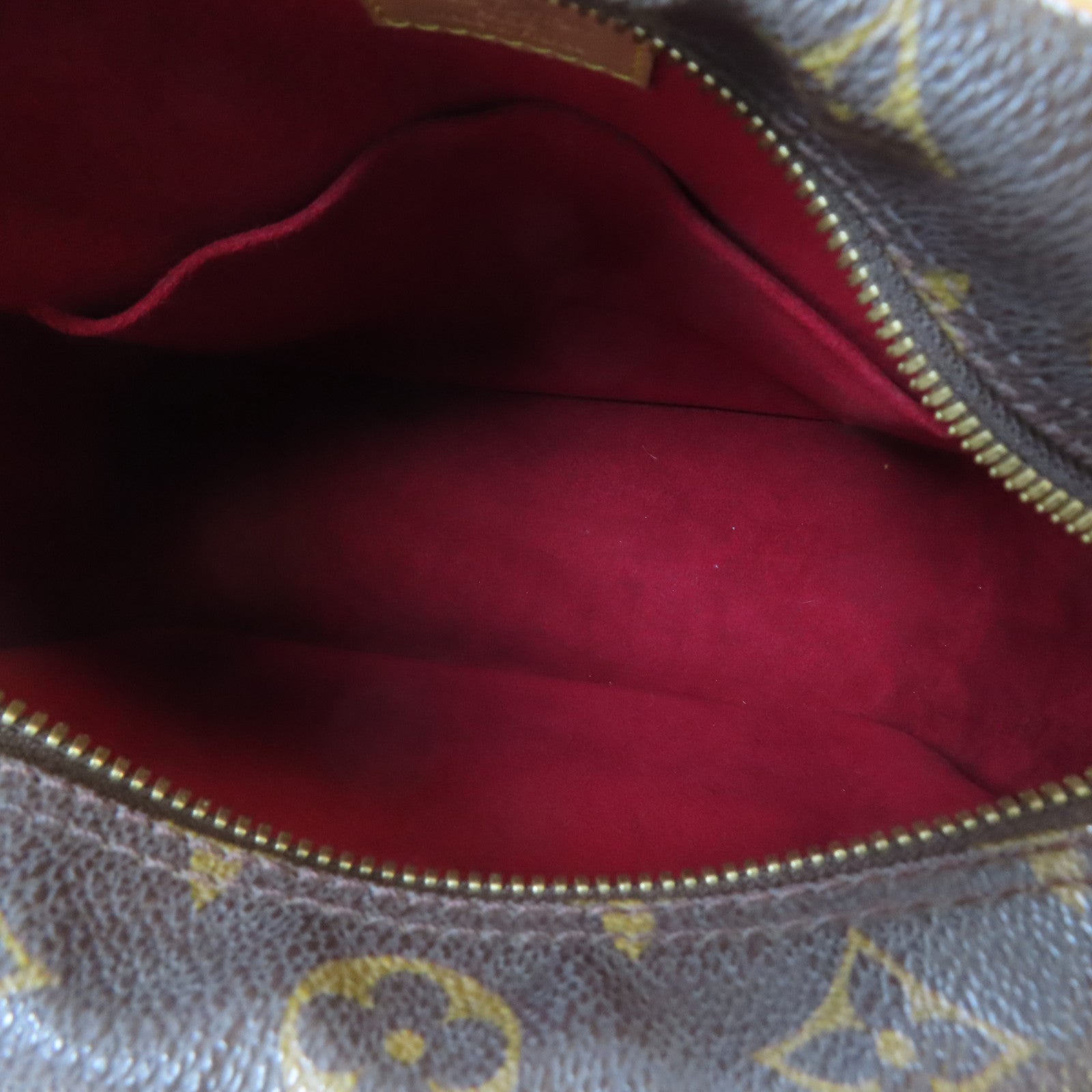 LOUIS VUITTON Monogram Excentri-cite金扣手挽袋啡色/紅色