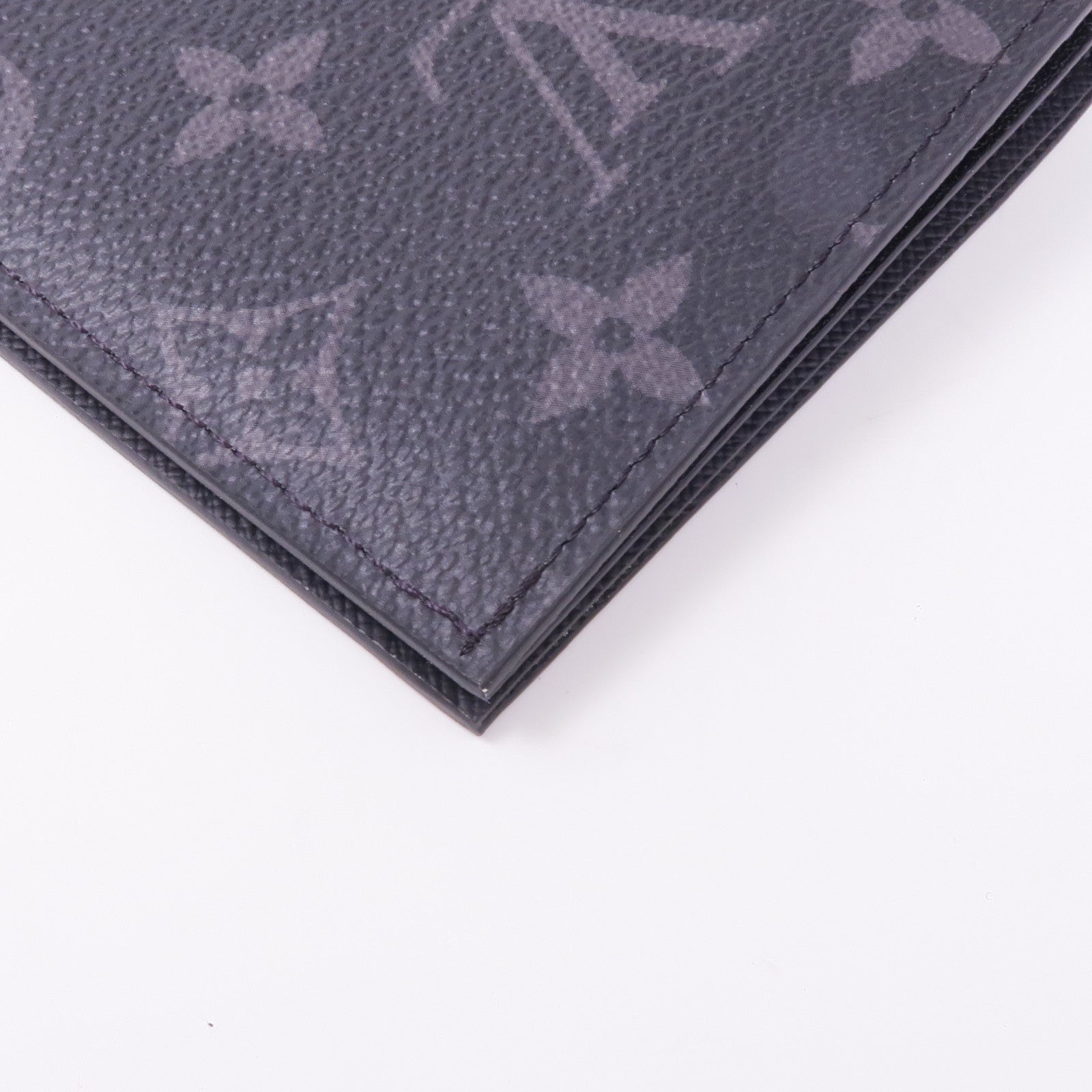 LOUIS VUITTON Monogram Eclipse Passport Cover卡片套