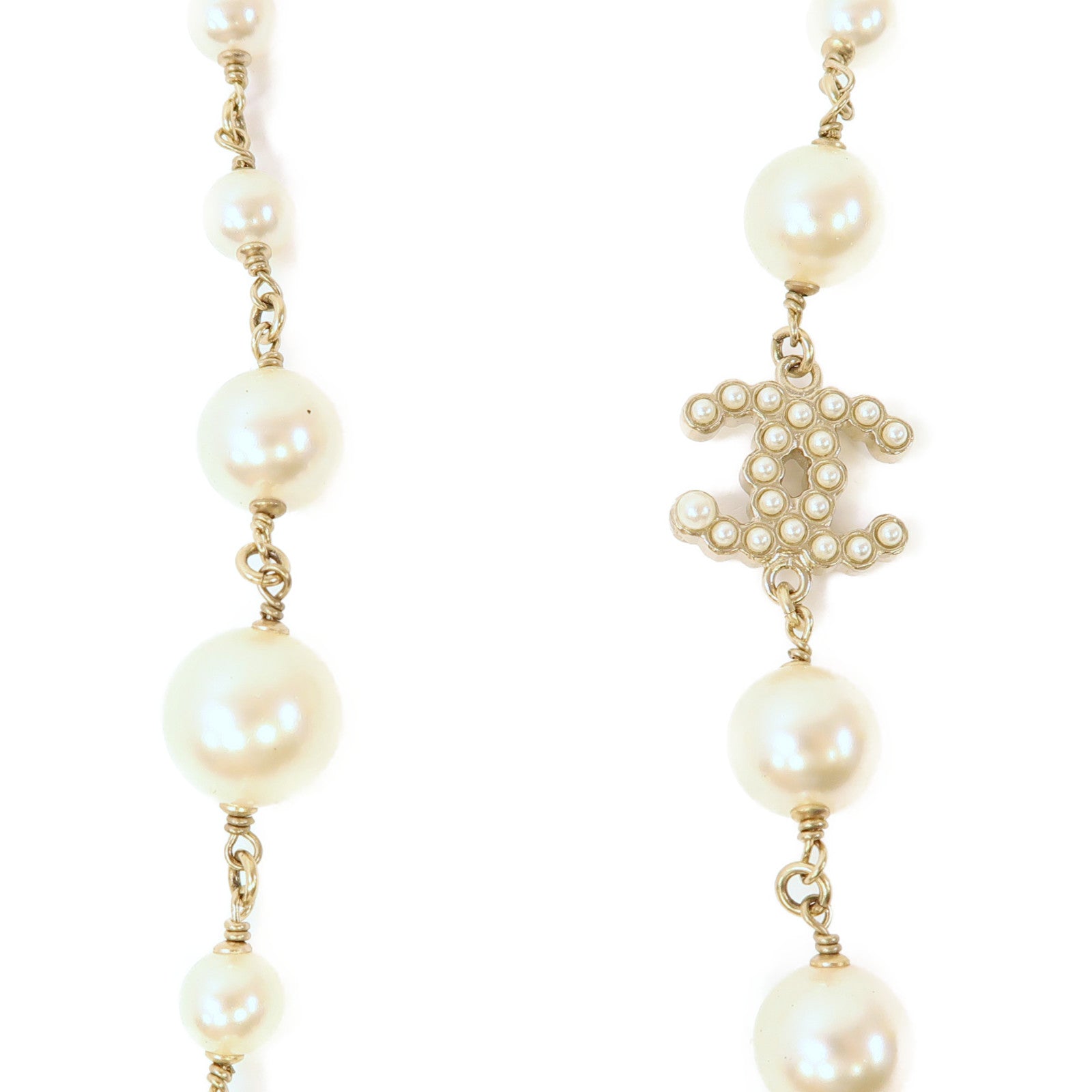 CHANEL (PRICE DOWN) CC Necklace Metal/PVC Gold/White