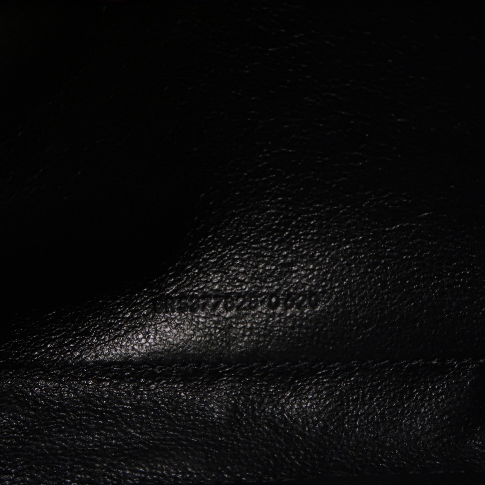 SAINT LAURENT 牛皮皮革Wallet On Chain鏈帶肩背袋黑色