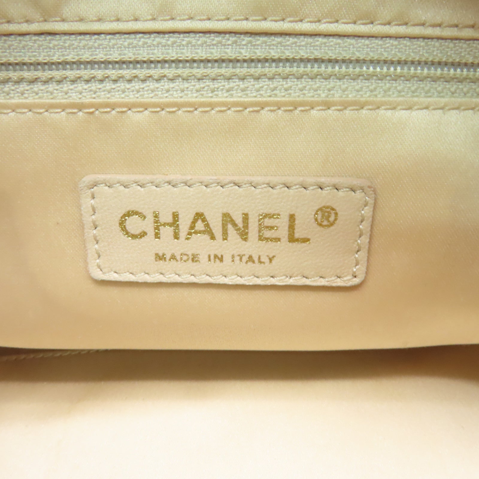 CHANEL **【清倉大減價】菱格皮革Bubble Bag金扣鏈帶肩背袋黑色