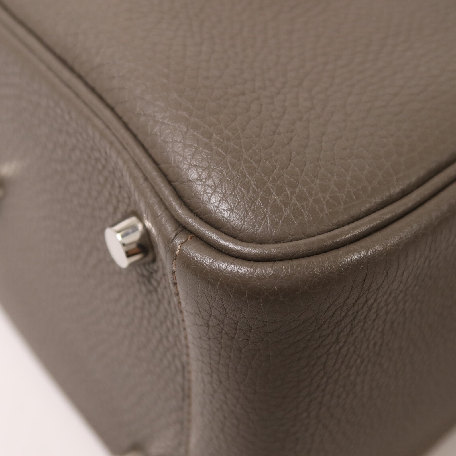 HERMES Clemence皮革Lindy 26手挽肩背兩用袋Etain