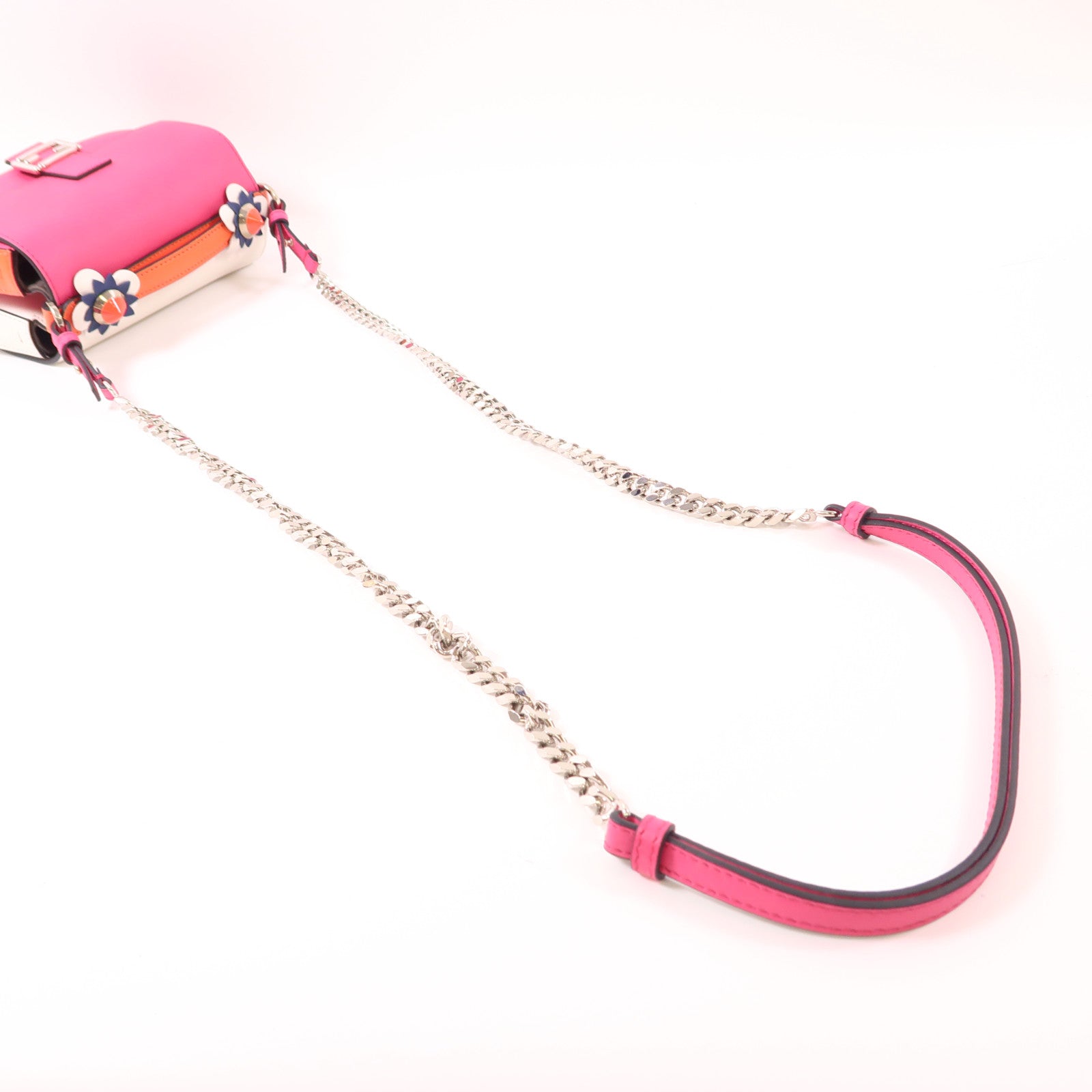 FENDI 牛皮皮革Shoulder Bag銀扣鏈帶肩背袋