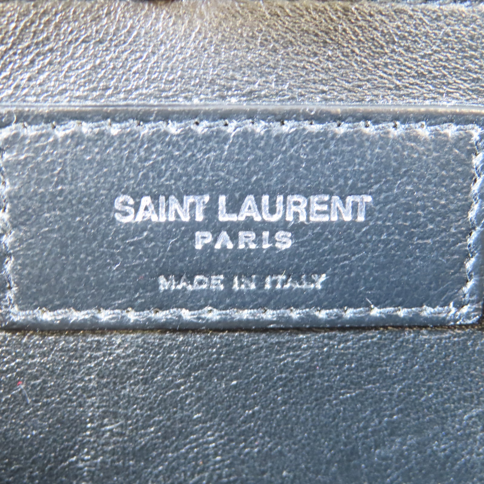 SAINT LAURENT 牛皮皮革Envelope銀扣肩背袋黑色