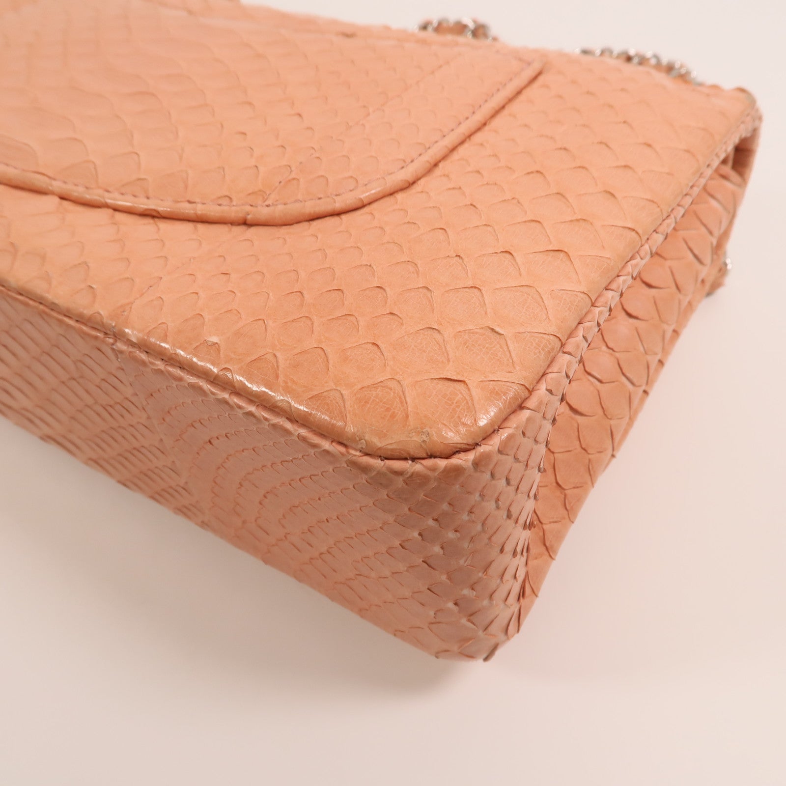CHANEL 蛇皮皮革Classic 25銀扣鏈帶肩背袋