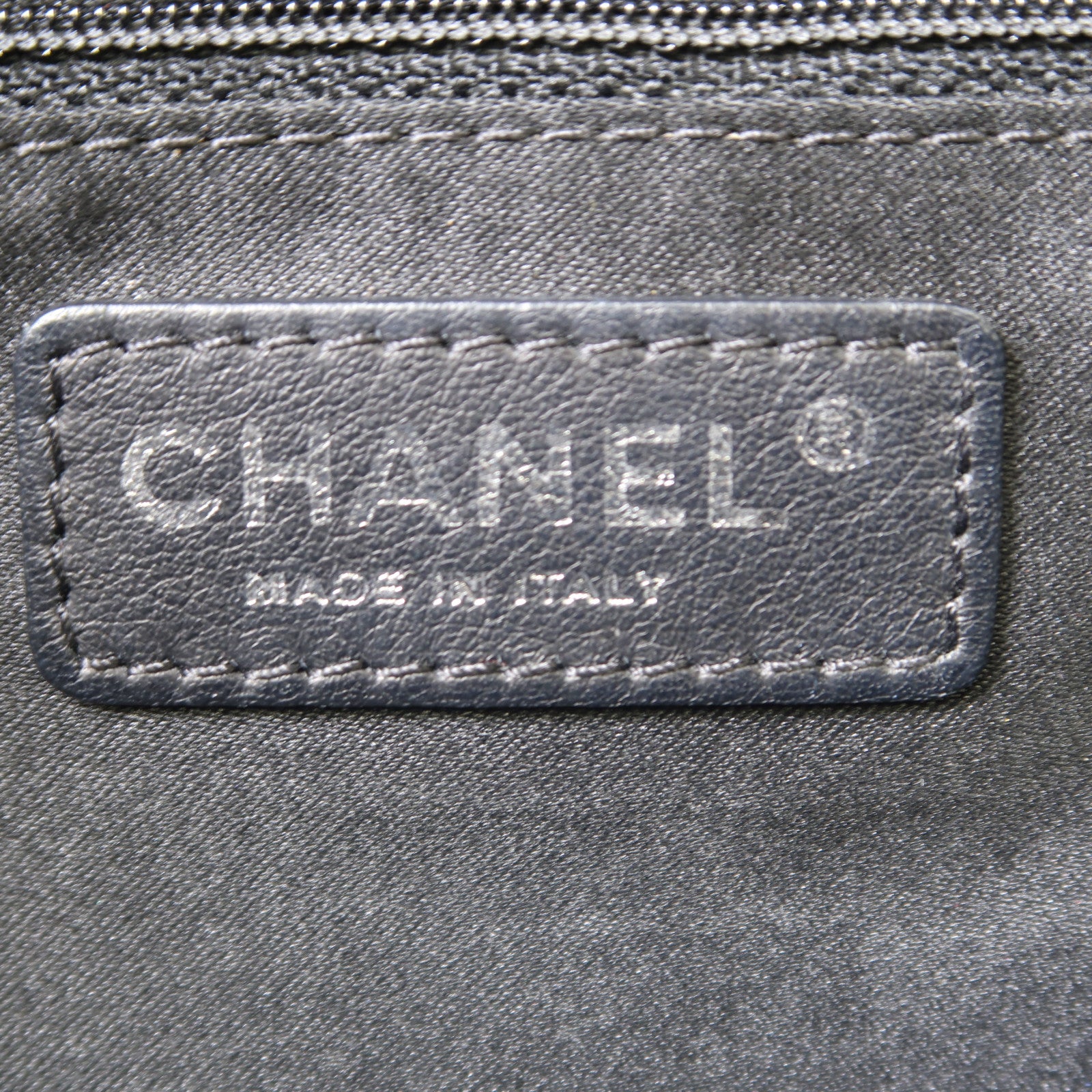 CHANEL 菱格牛皮皮革Chain Shoulder銀扣鏈帶肩背袋黑色