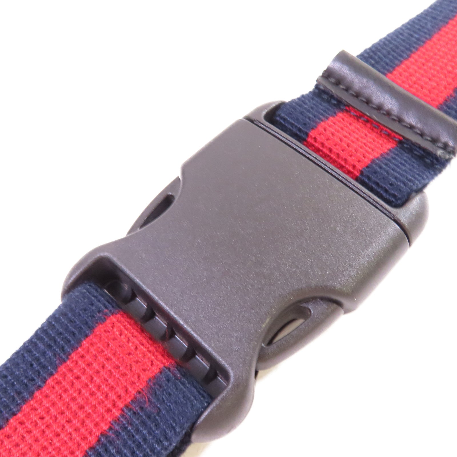 GUCCI 塗層帆布Supreme Belt Bag銀扣肩背腰袋黑色