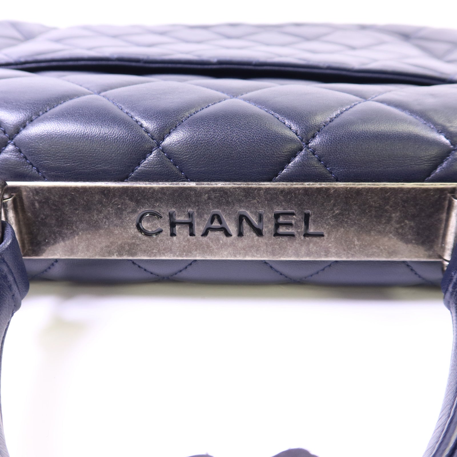CHANEL 羊皮皮革Large Trendy CC銀扣鏈帶手挽肩背兩用袋