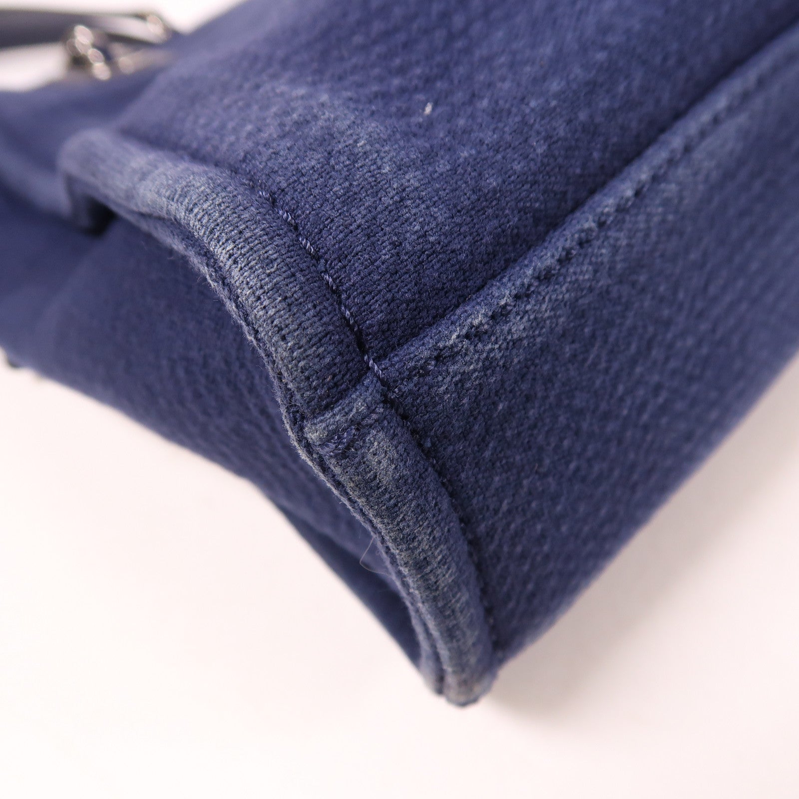 CHANEL 帆布Mini Deauville Tote銀扣鏈帶肩背袋