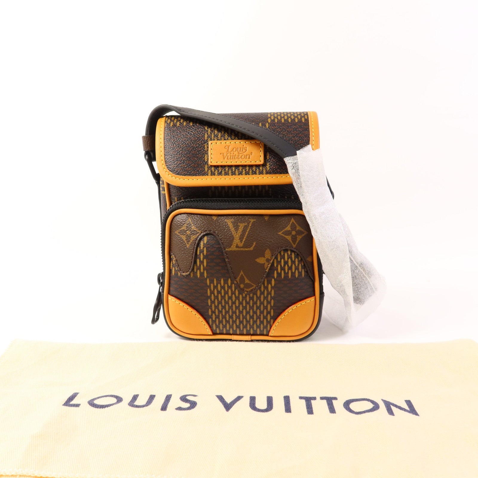 LOUIS VUITTON Damier Giant/Monogram LV x Nigo Nano Amazone肩背袋