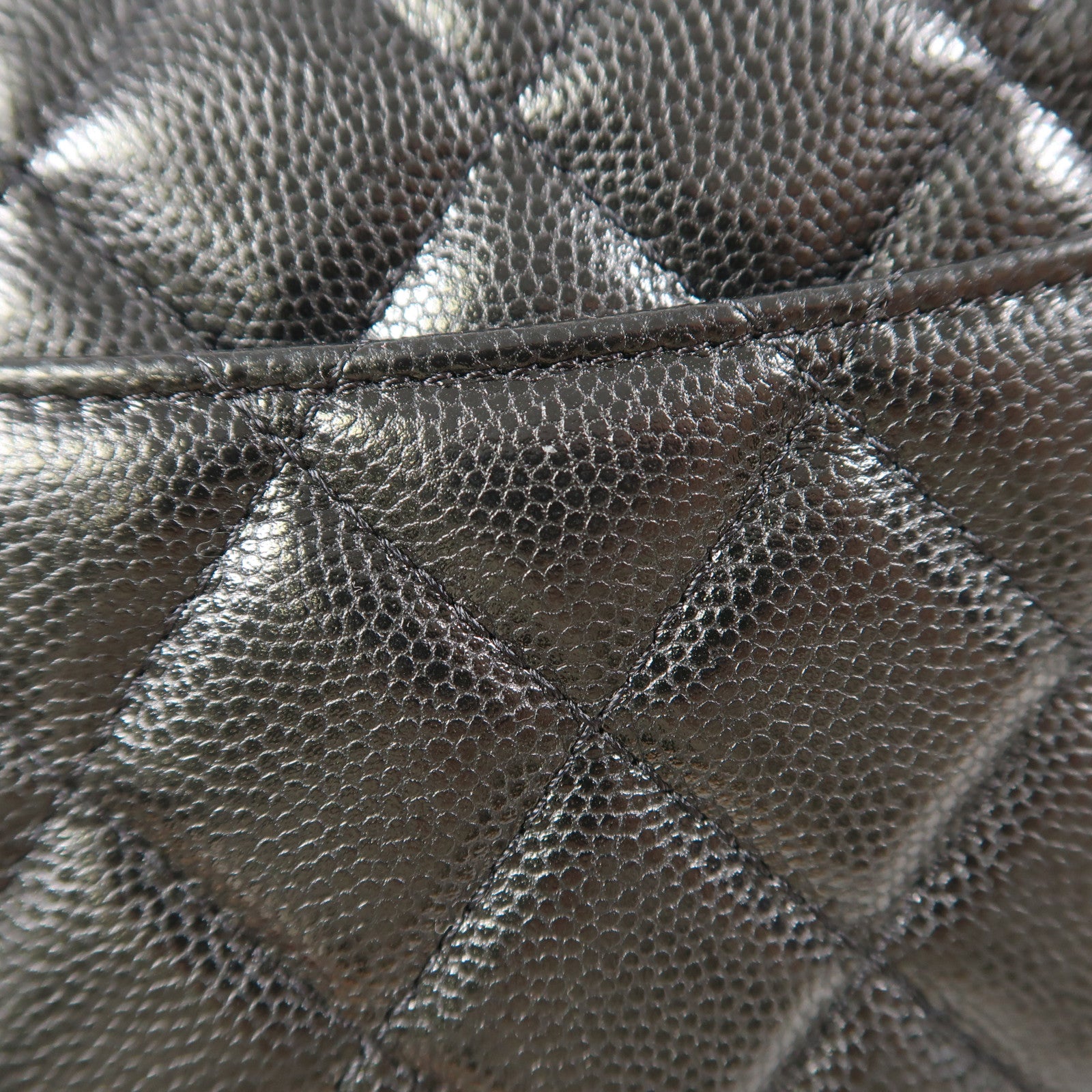 CHANEL 牛皮皮革Phone Bag金扣鏈帶肩背袋