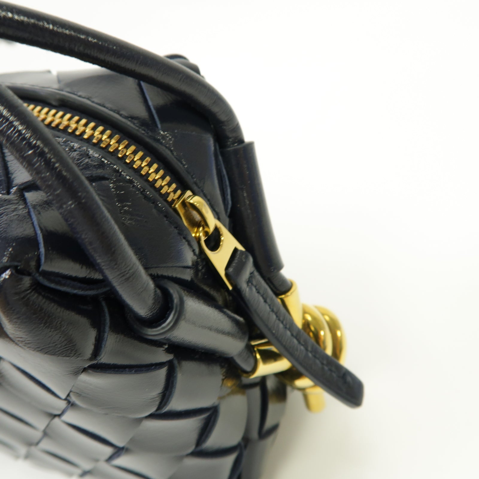 BOTTEGA VENETA 織紋皮革Mini Loop金扣肩背袋深藍色