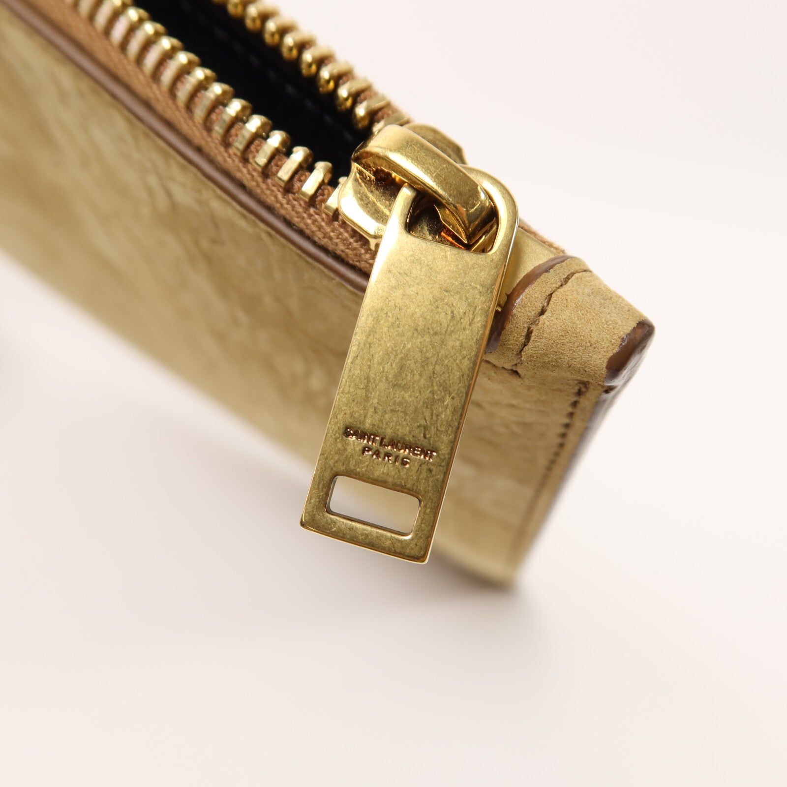 YVES SAINT LAURENT 絨布Pouch金扣手拿包