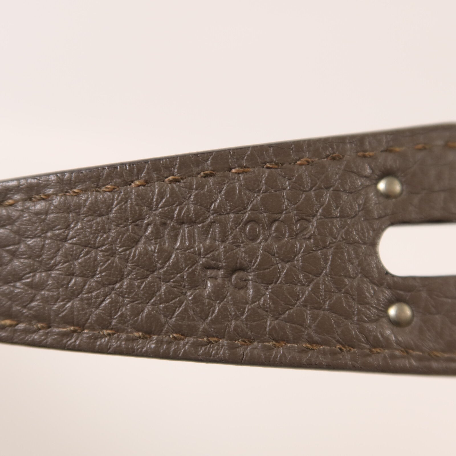 HERMES Clemence皮革Lindy 26手挽肩背兩用袋Etain