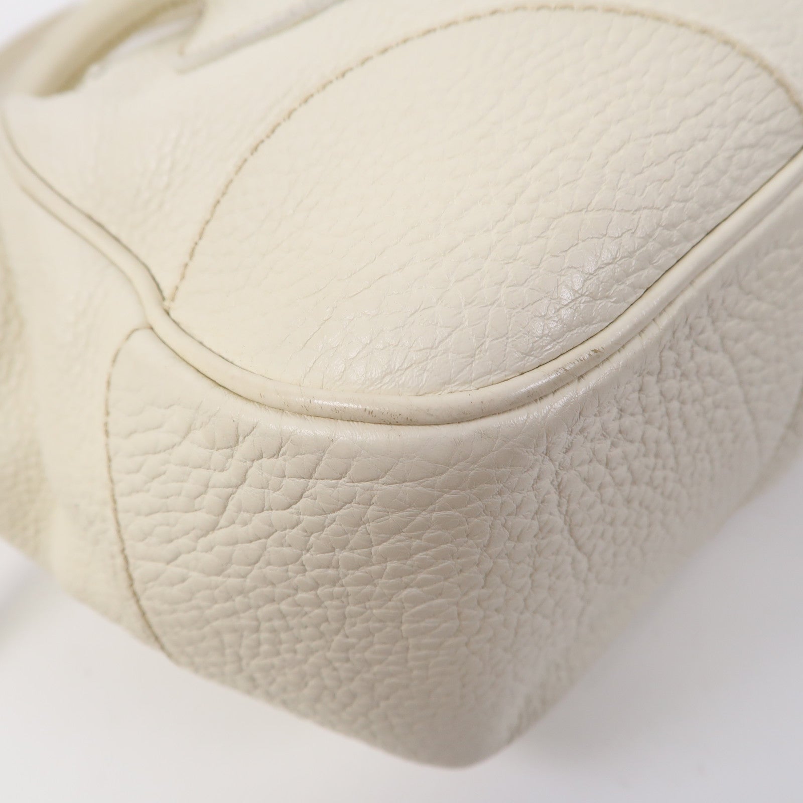 PRADA 【激減優惠】牛皮皮革Shoulder Bag銀扣肩背袋白色