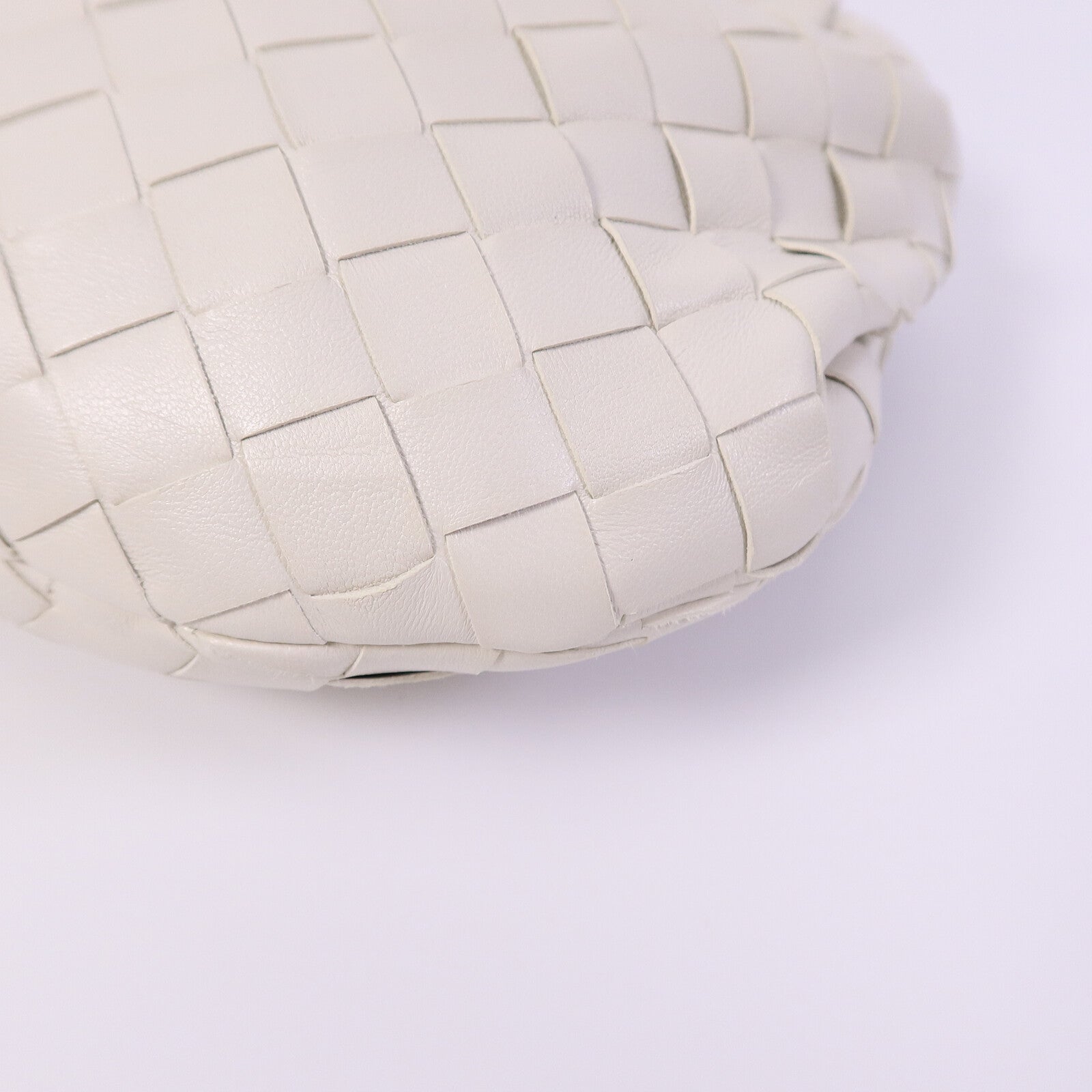 BOTTEGA VENETA 羊皮皮革Mini Jodie手挽袋