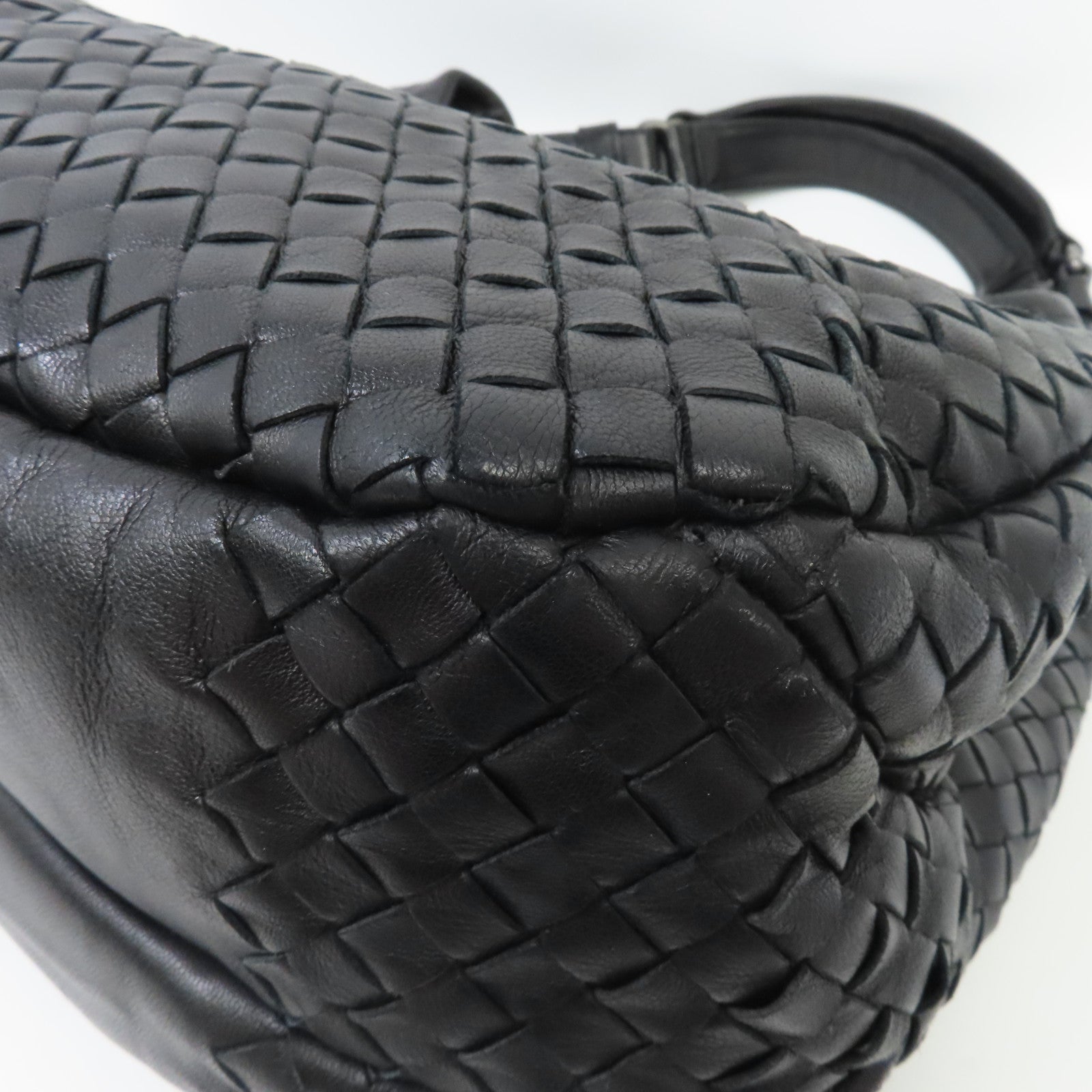 BOTTEGA VENETA 織紋牛皮皮革Shoulder Bag銀扣肩背袋黑色