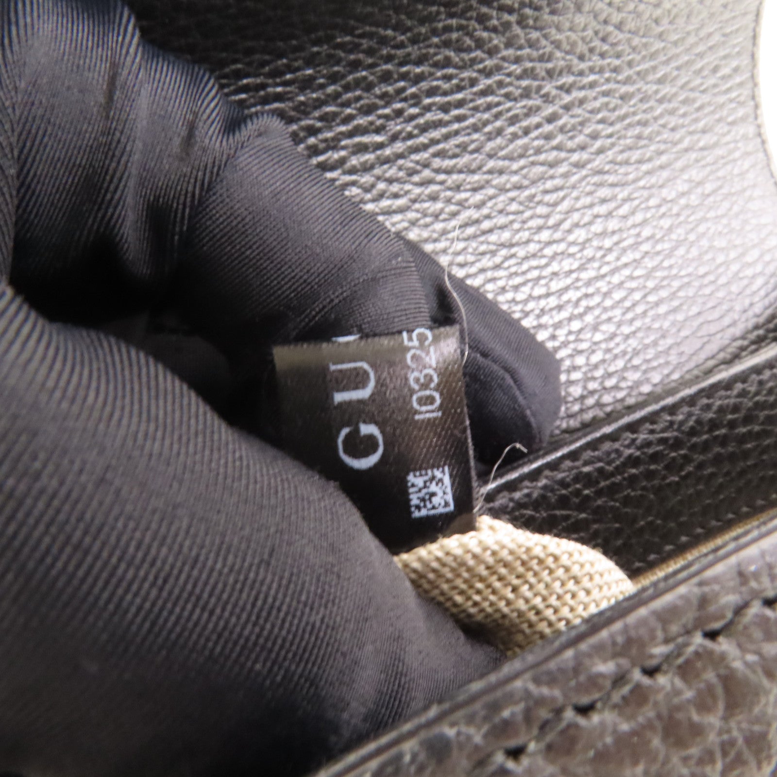 GUCCI 牛皮皮革Interlocking G Chain Mini Bag金扣肩背袋