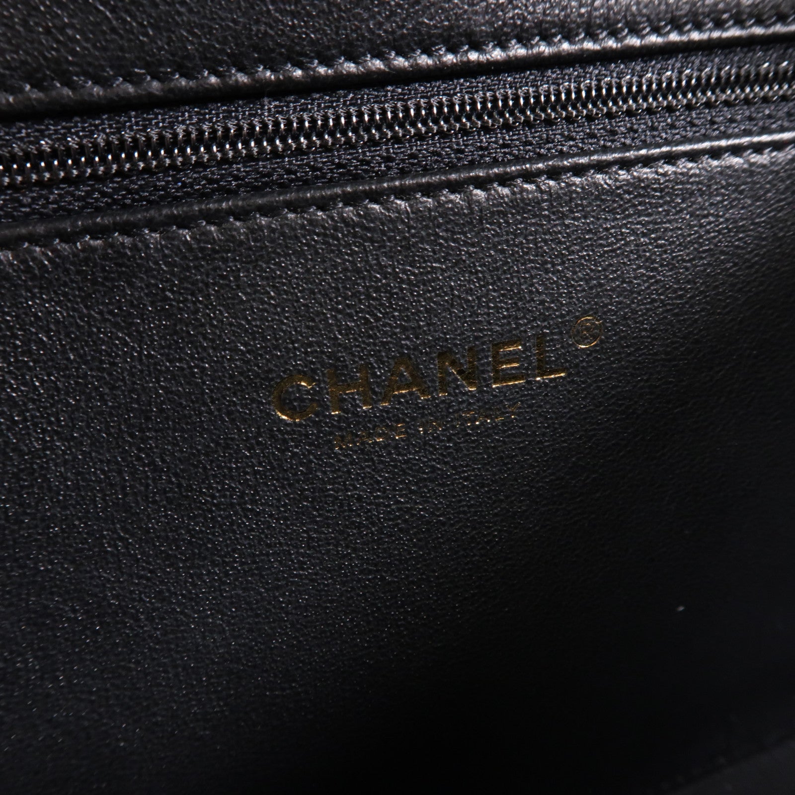 CHANEL 菱格Caviar皮革Vanity Case金扣手挽肩背兩用袋黑色