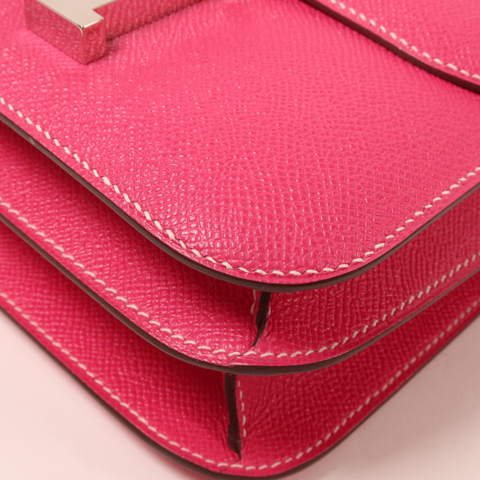HERMES Epsom皮革Constance 24肩背袋Rose Tyrien