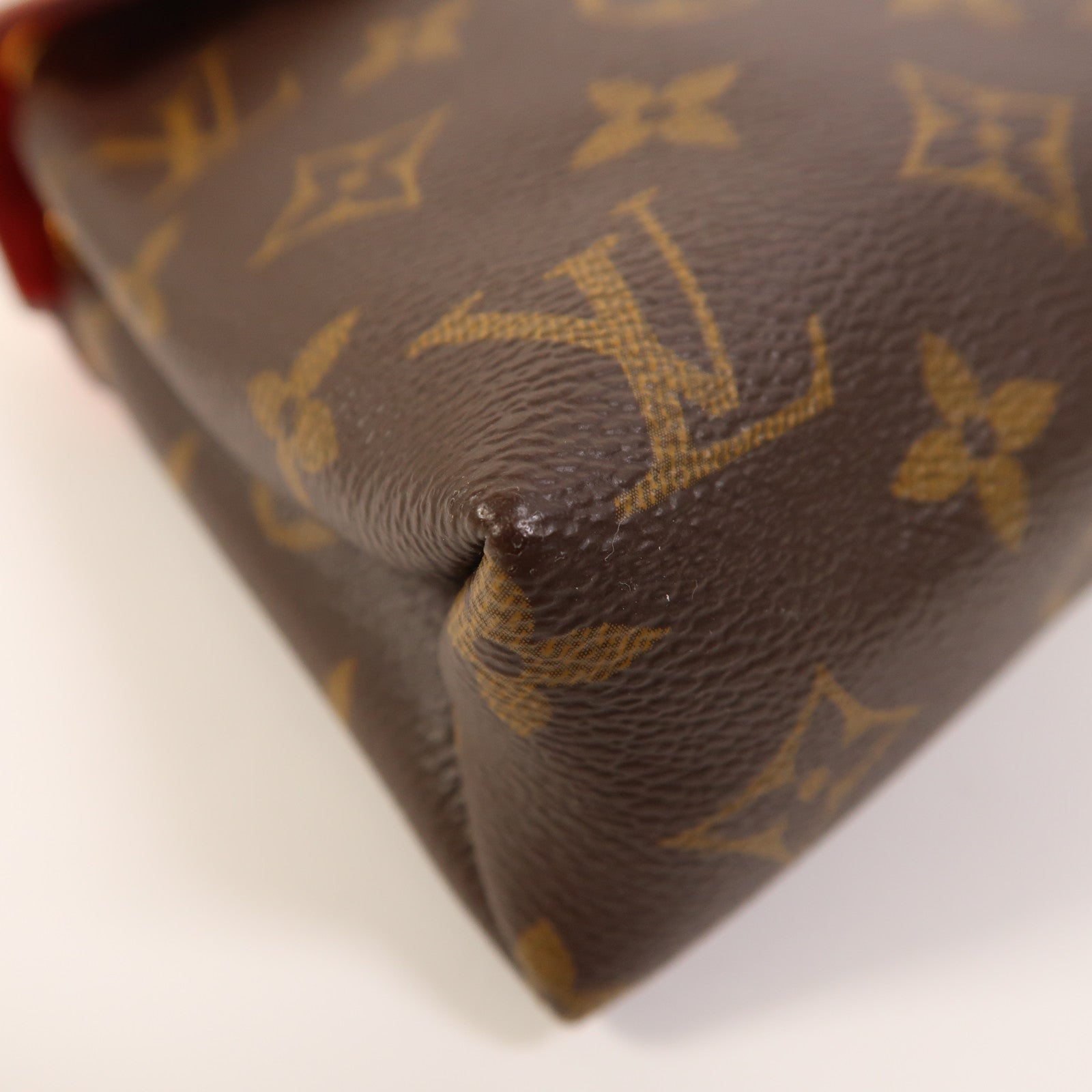 LOUIS VUITTON Monogram Pallas Chain Bag金扣鏈帶肩背袋