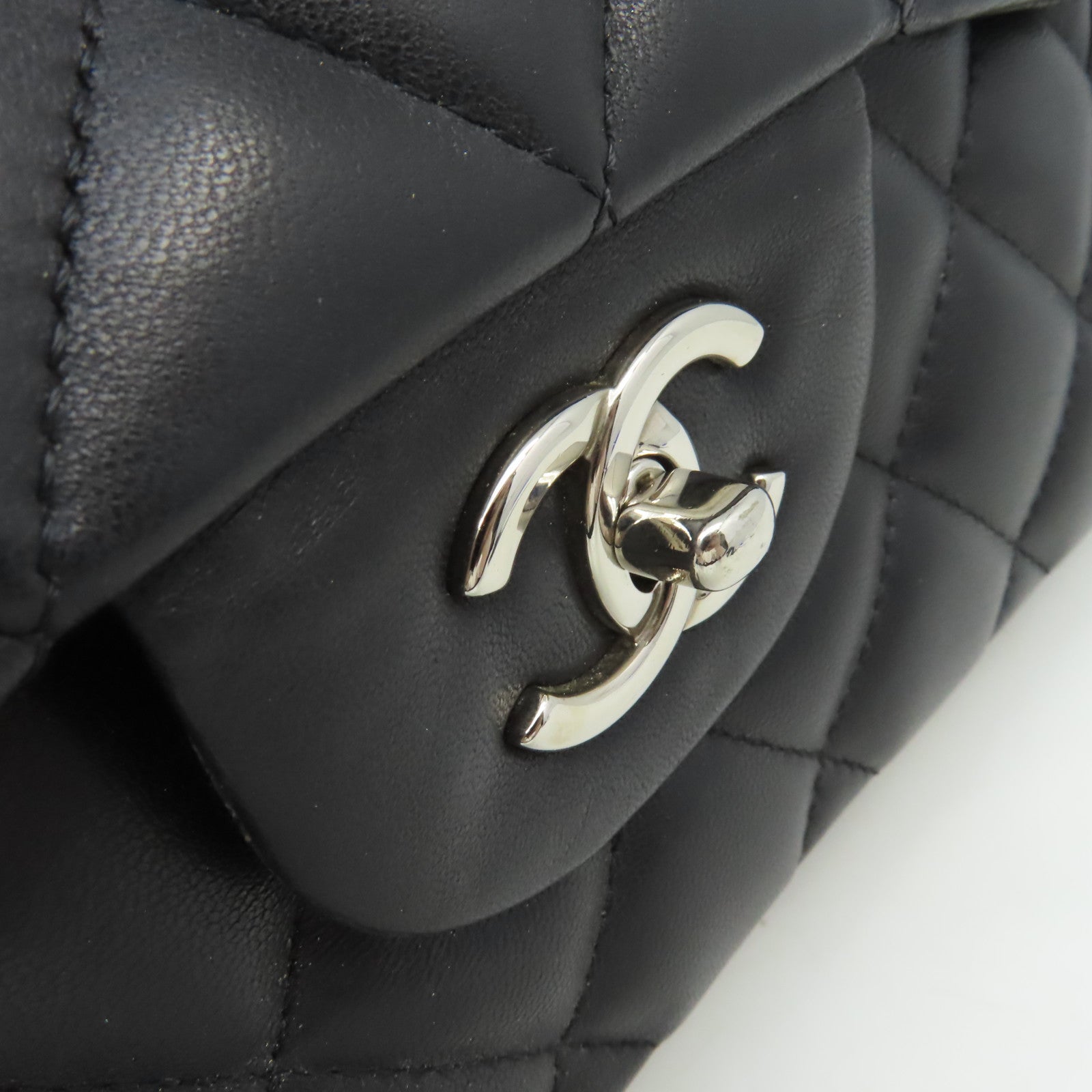 CHANEL **【激減優惠】菱格羊皮皮革Jumbo Classic Flap Chain Shoulder Bag銀扣鏈帶肩背袋黑色