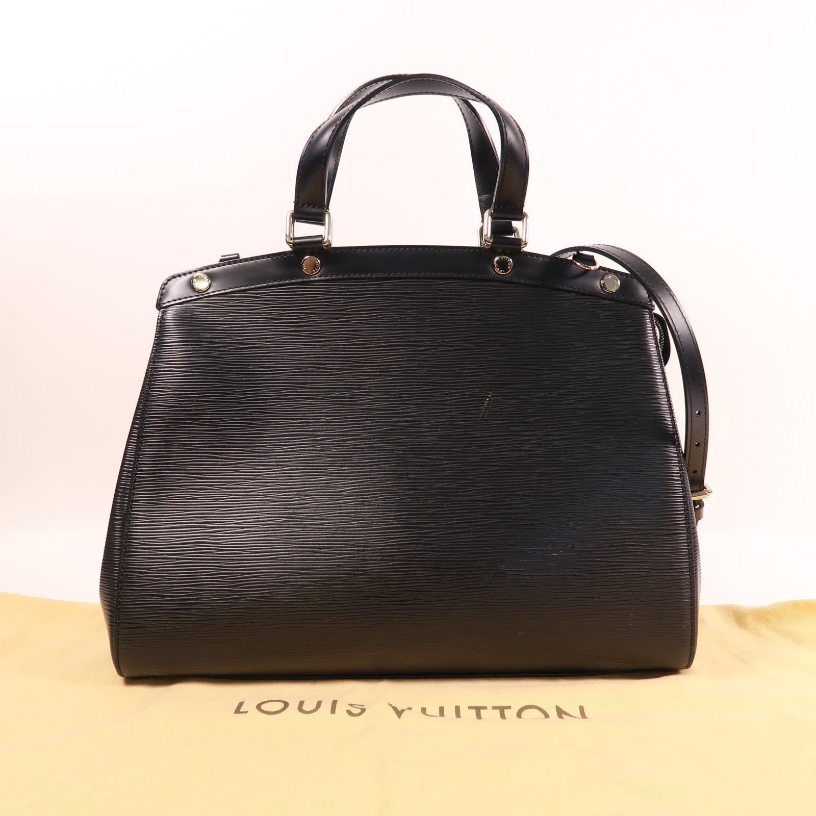 LOUIS VUITTON Epi Brea GM銀扣手挽肩背兩用袋黑色