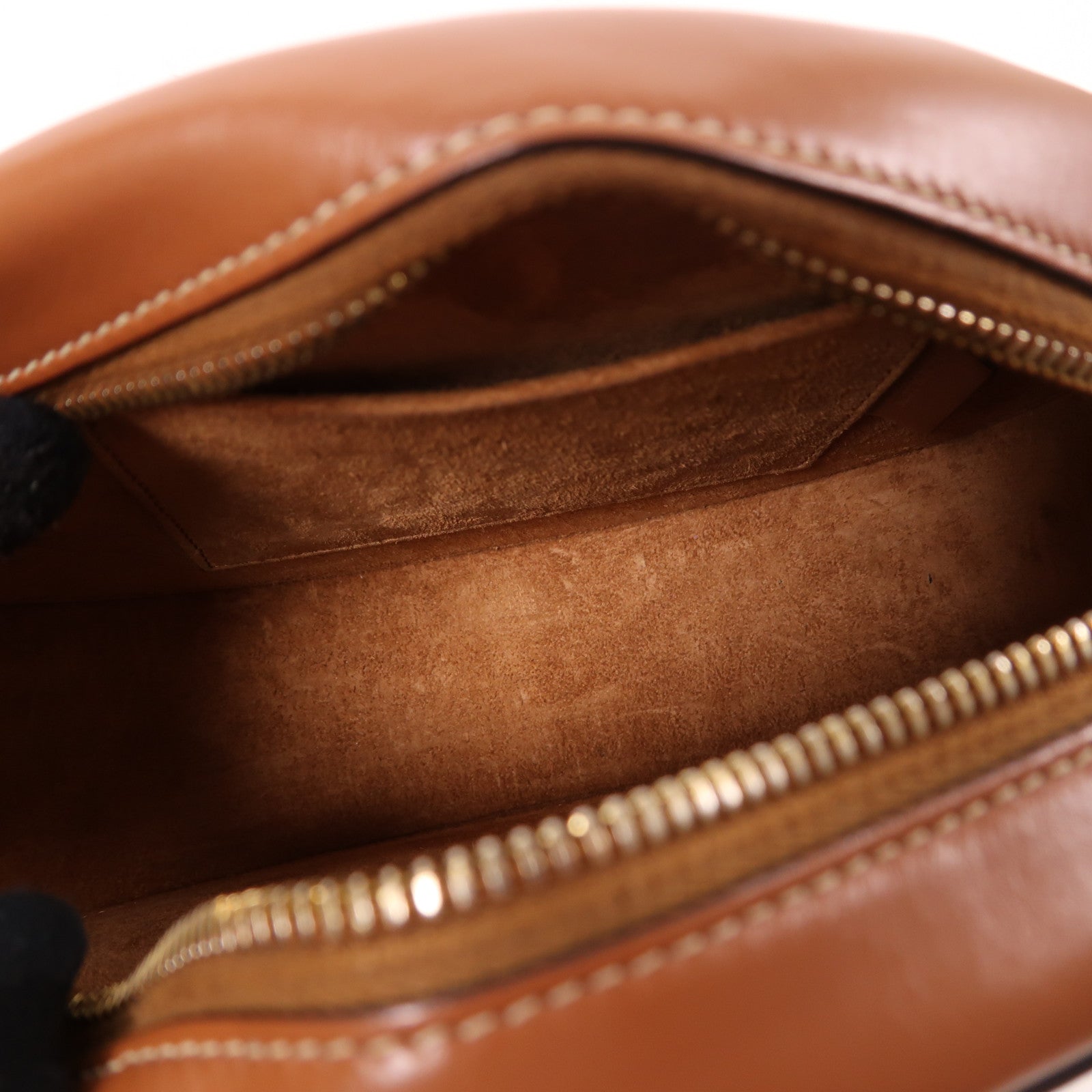 CELINE 皮革Cuir Triomphe Small Oval Bag金扣肩背袋