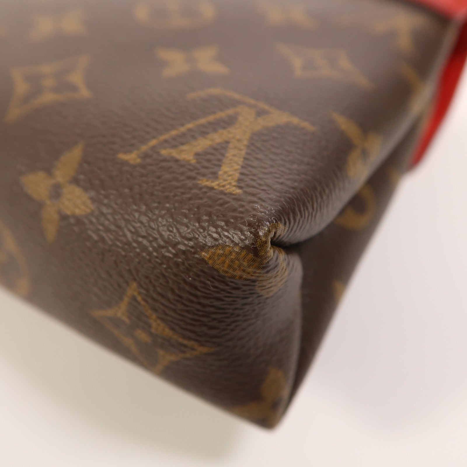 LOUIS VUITTON Monogram Pallas Chain Bag金扣鏈帶肩背袋