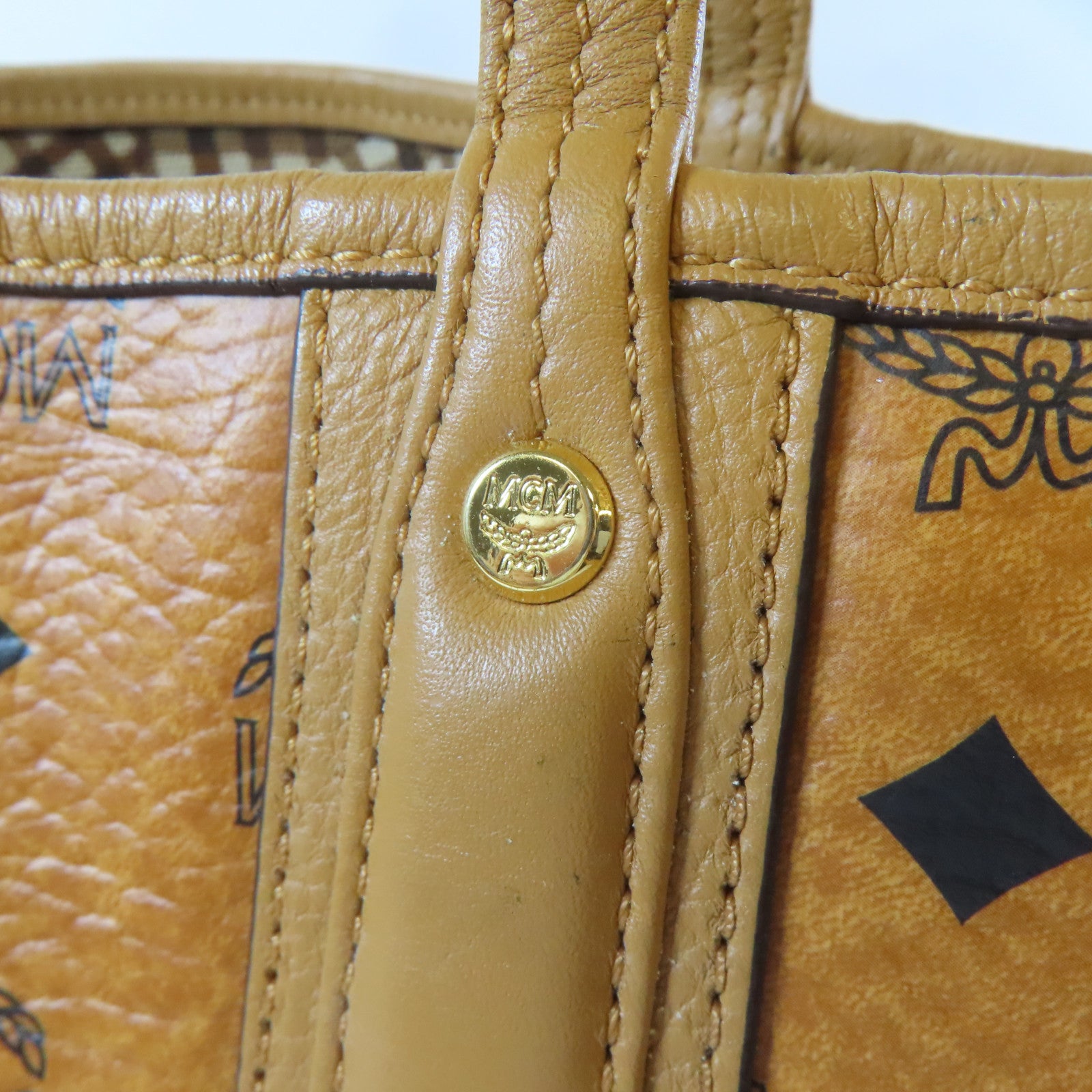 MCM 【激減優惠】塗層帆布Tote Bag金扣手挽袋啡色