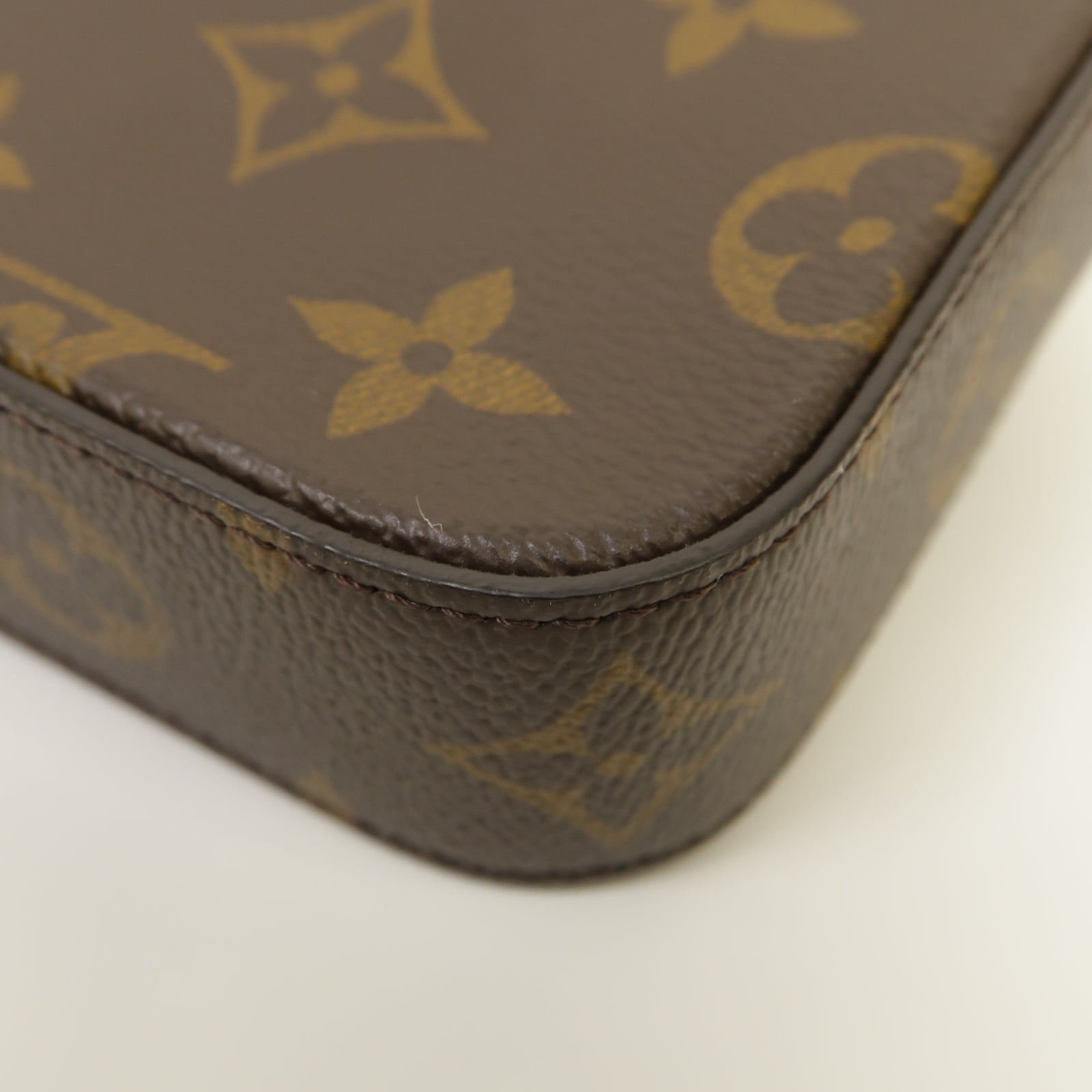LOUIS VUITTON 【激減優惠】Monogram Felicie Strap & Go金扣肩背袋啡色