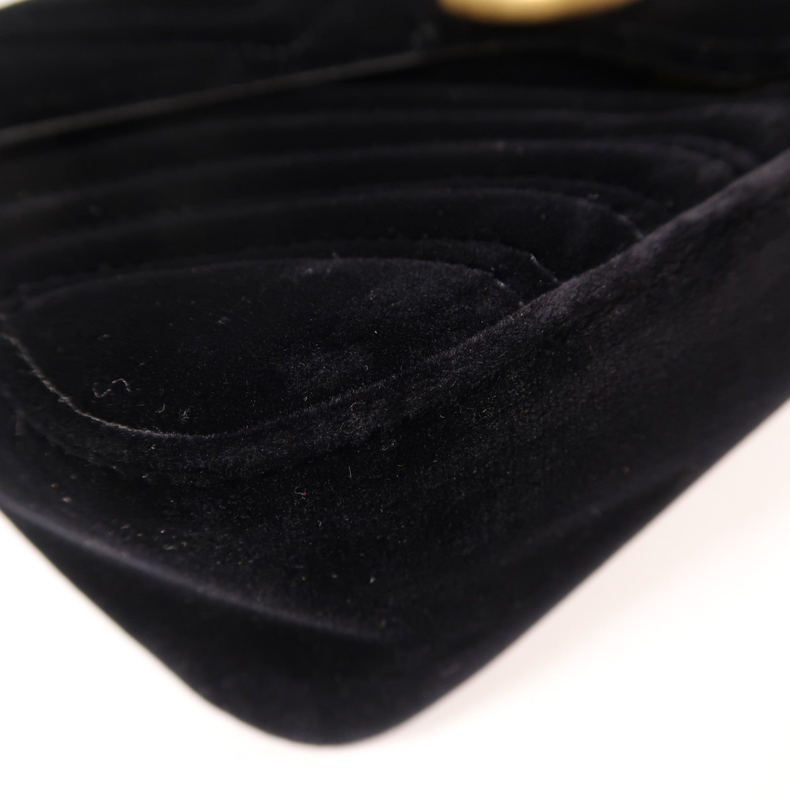 GUCCI Velvet GG Marmont Shoulder Bag金扣鏈帶肩背袋