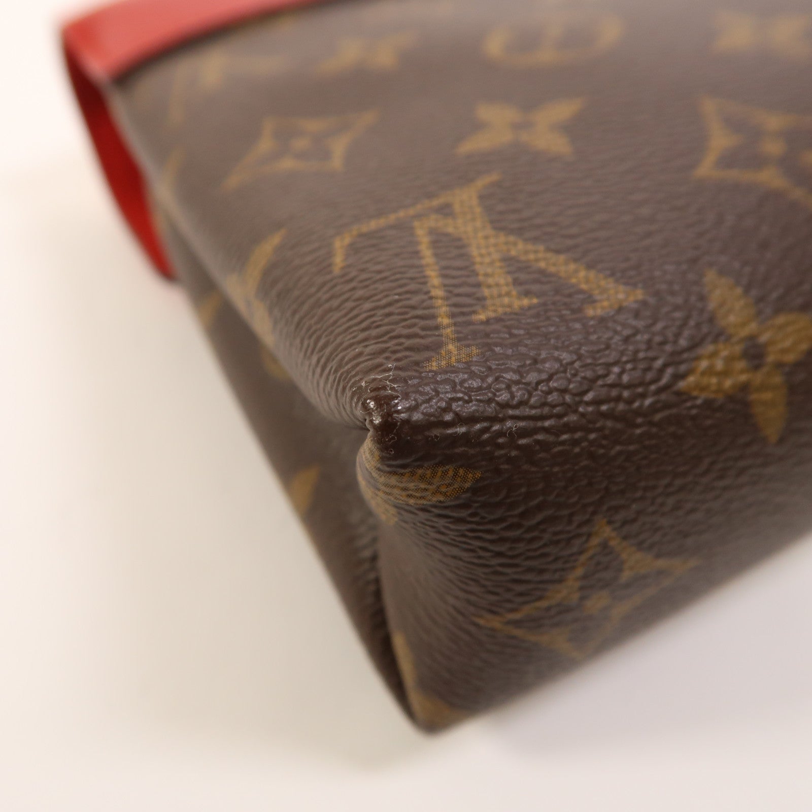 LOUIS VUITTON Monogram Pallas Chain Bag金扣鏈帶肩背袋
