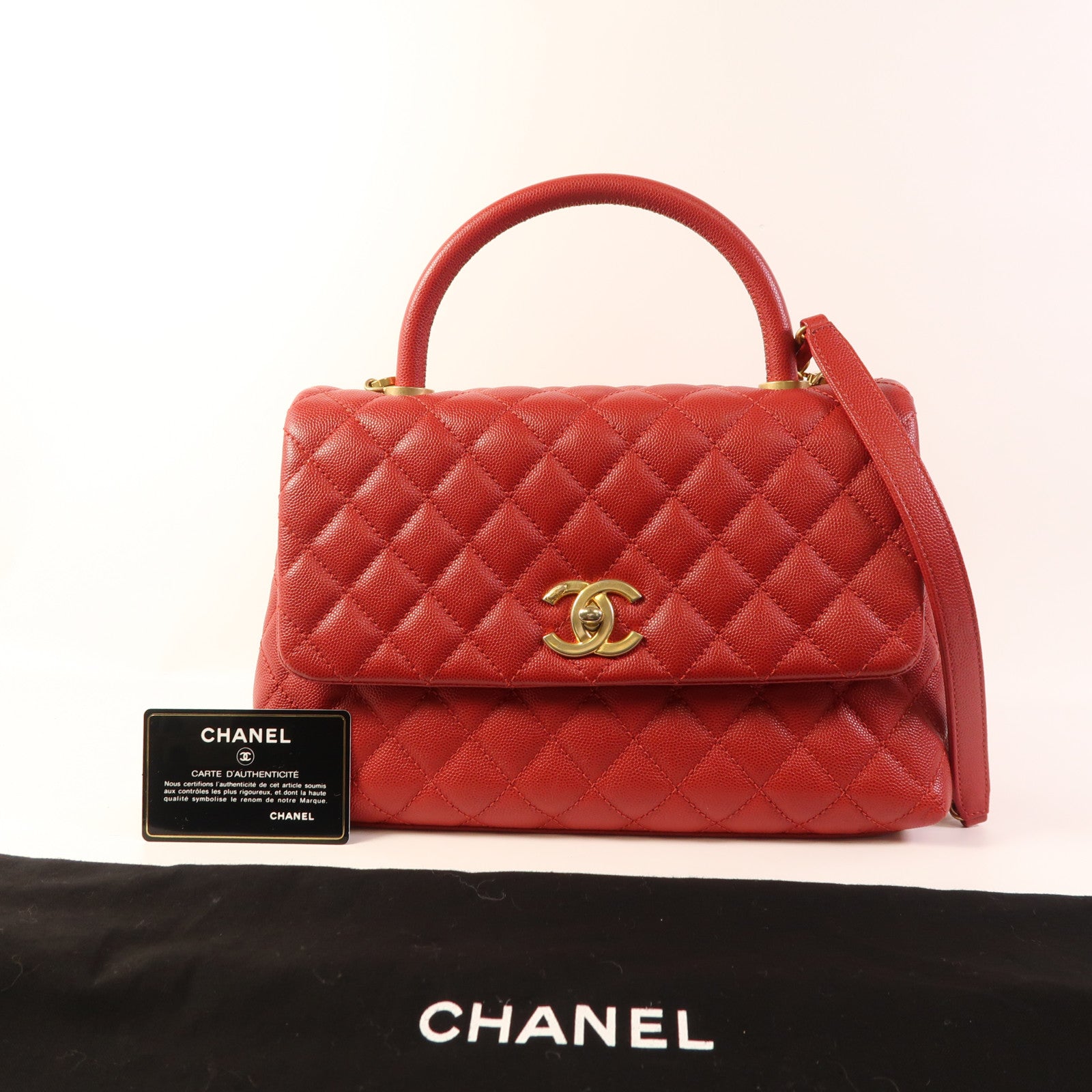 CHANEL 牛皮皮革Coco Handle Medium金扣手挽肩背兩用袋