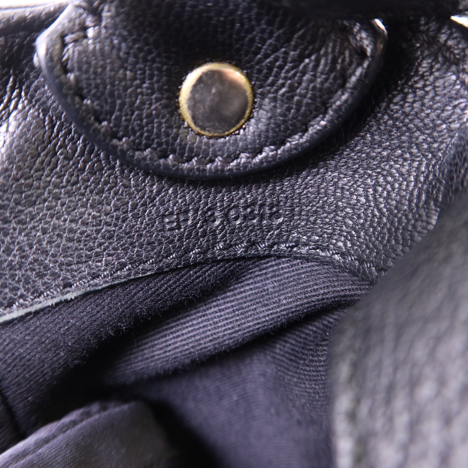 GIVENCHY 【激減優惠】羊皮皮革Obsedia Crossbody Bag銀扣肩背袋