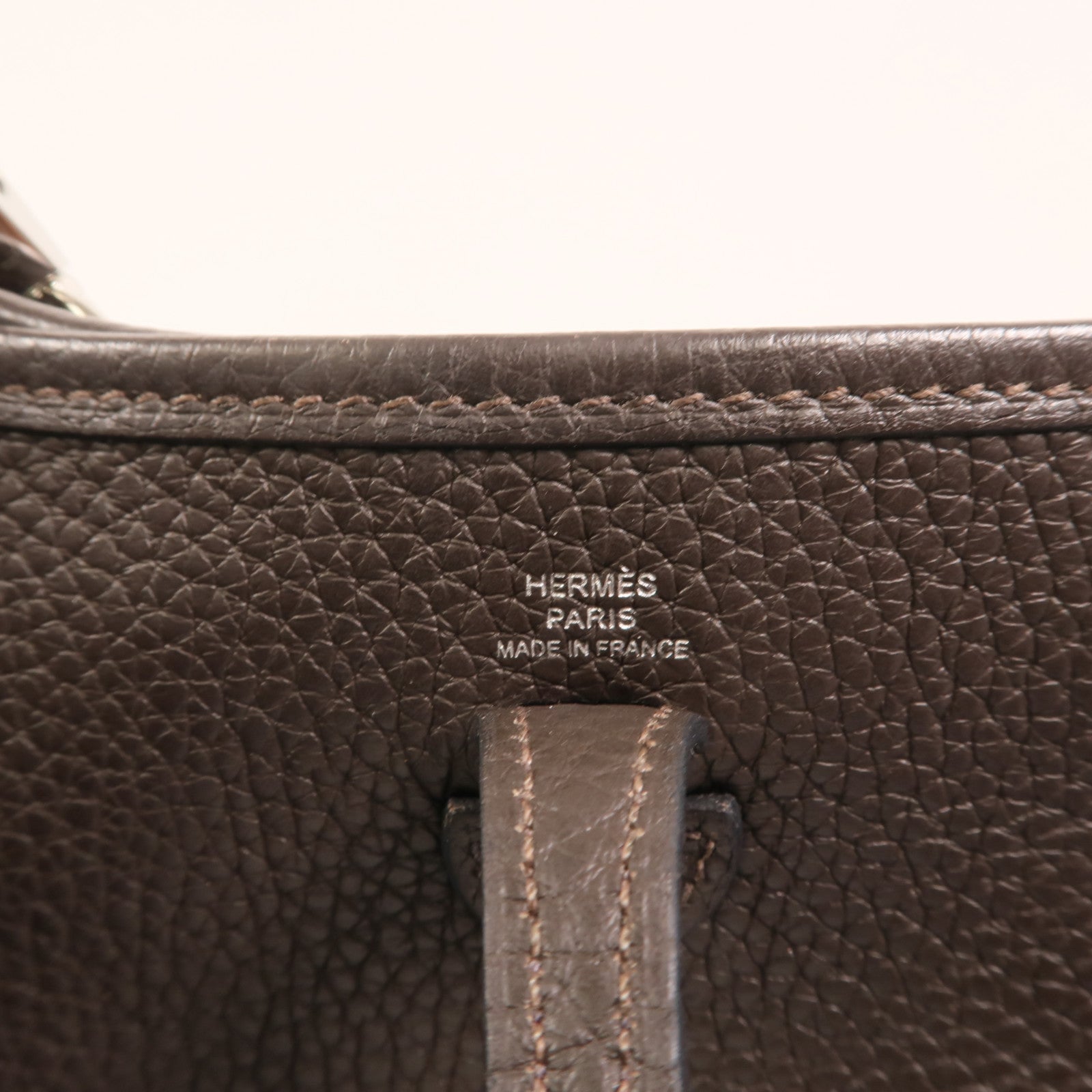 HERMES Clemence皮革Evelyne TPM銀扣肩背袋Ebene