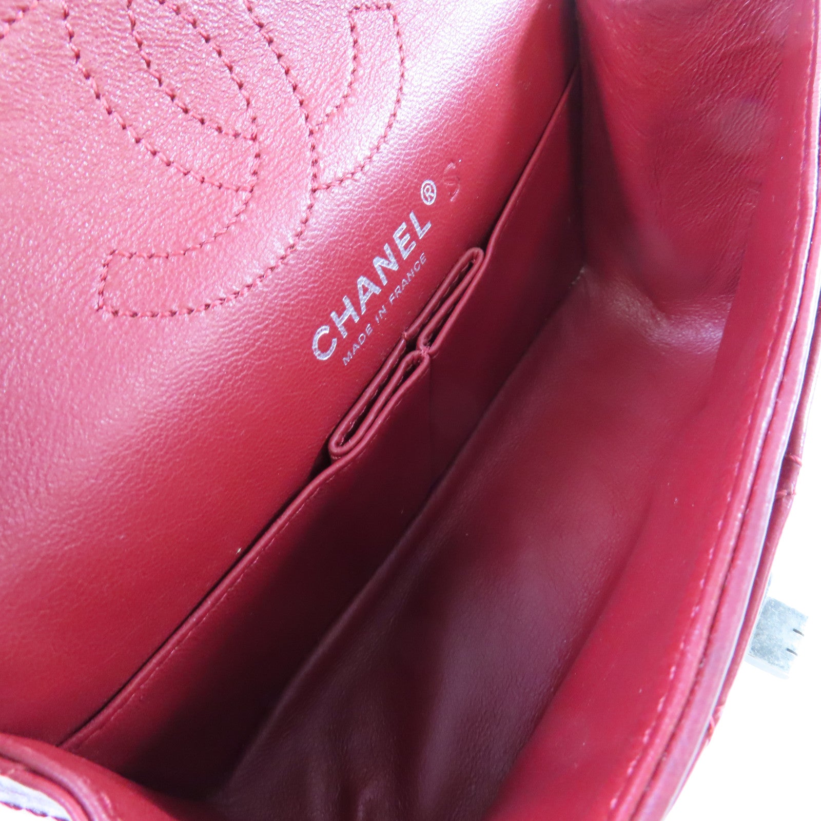 CHANEL 【激減優惠】菱格牛皮皮革2.55 Mini Chain Shoulder Bag銀扣鏈帶肩背袋酒紅色