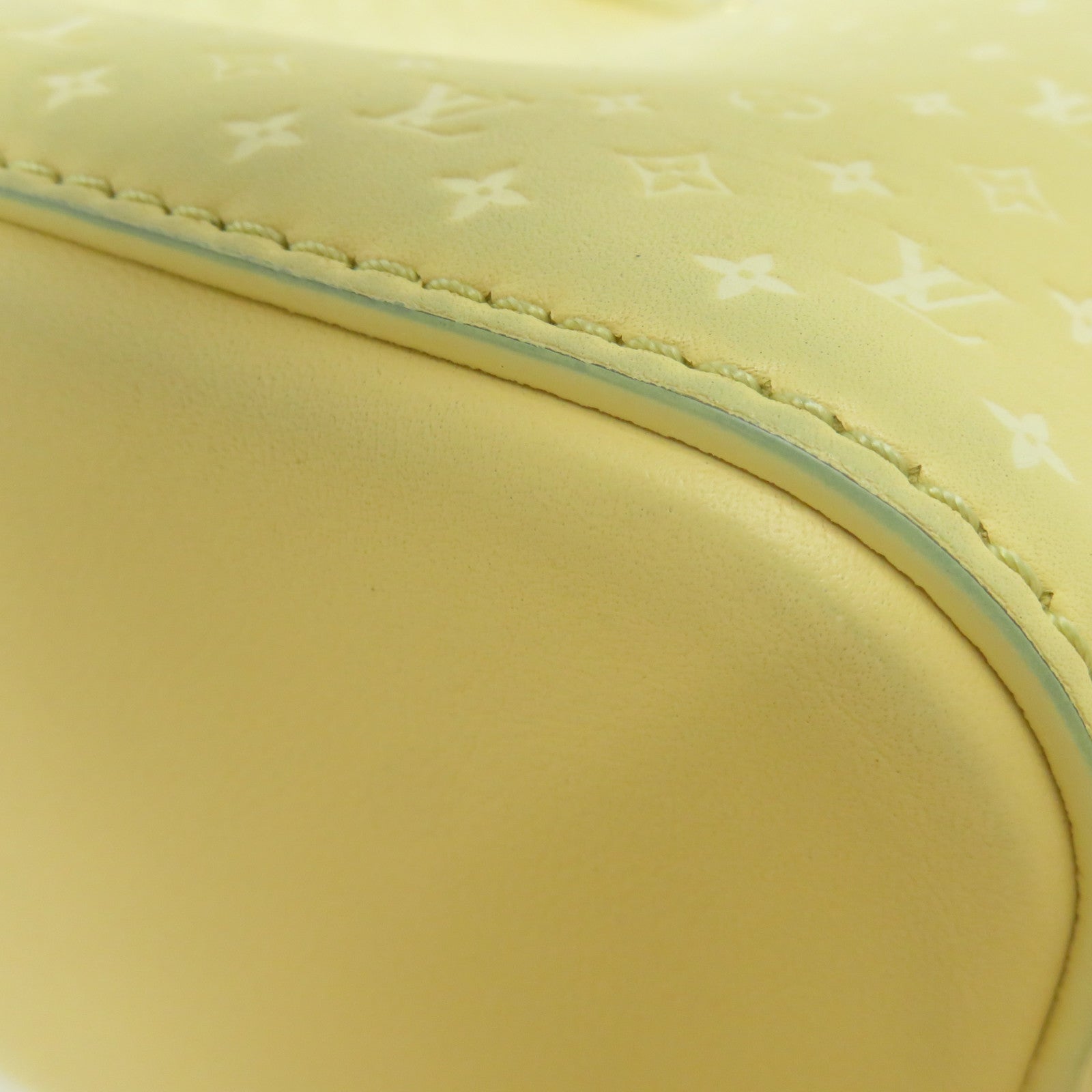 LOUIS VUITTON 牛皮皮革Neo Noe BB金扣肩背袋黃色