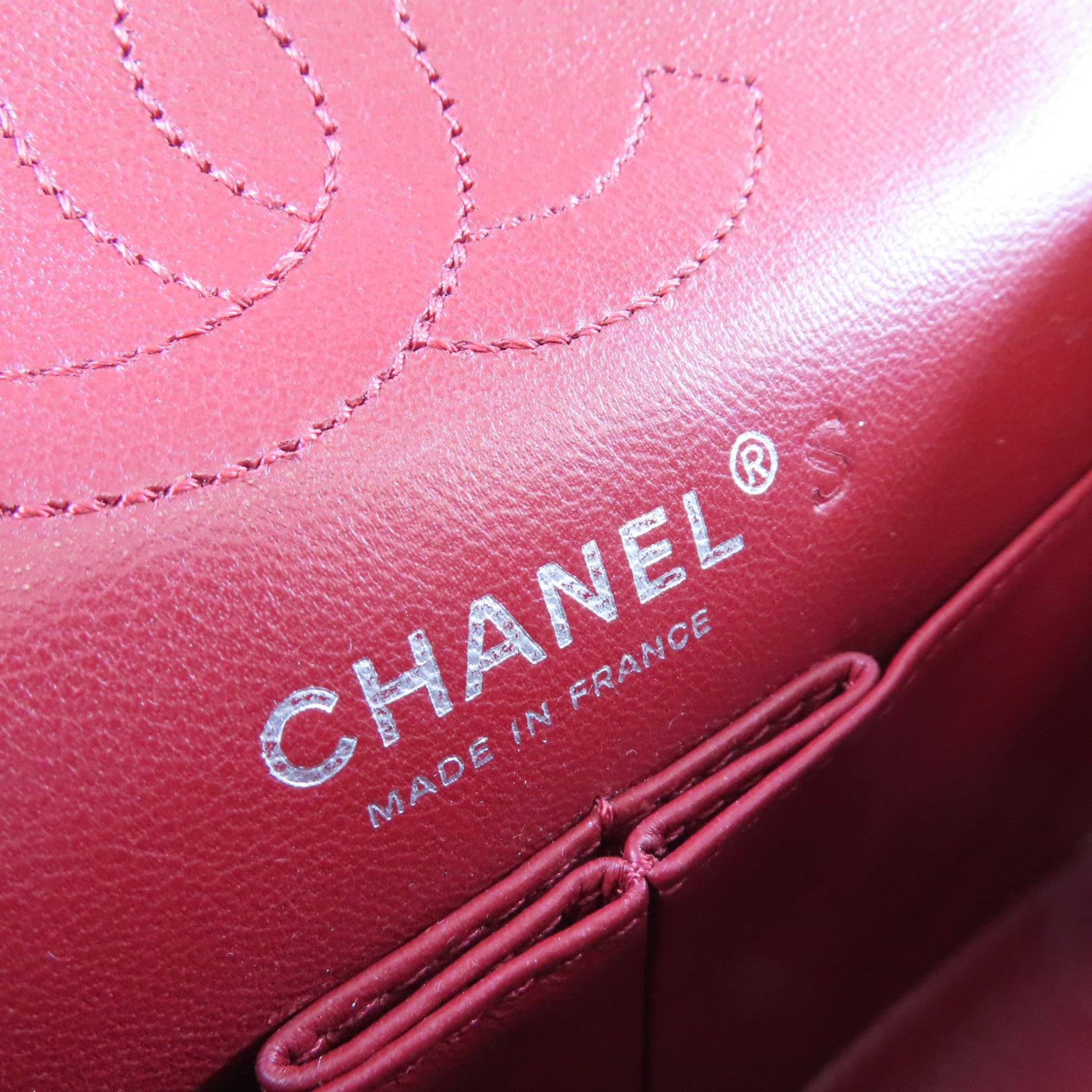 CHANEL 【激減優惠】菱格牛皮皮革2.55 Mini Chain Shoulder Bag銀扣鏈帶肩背袋酒紅色